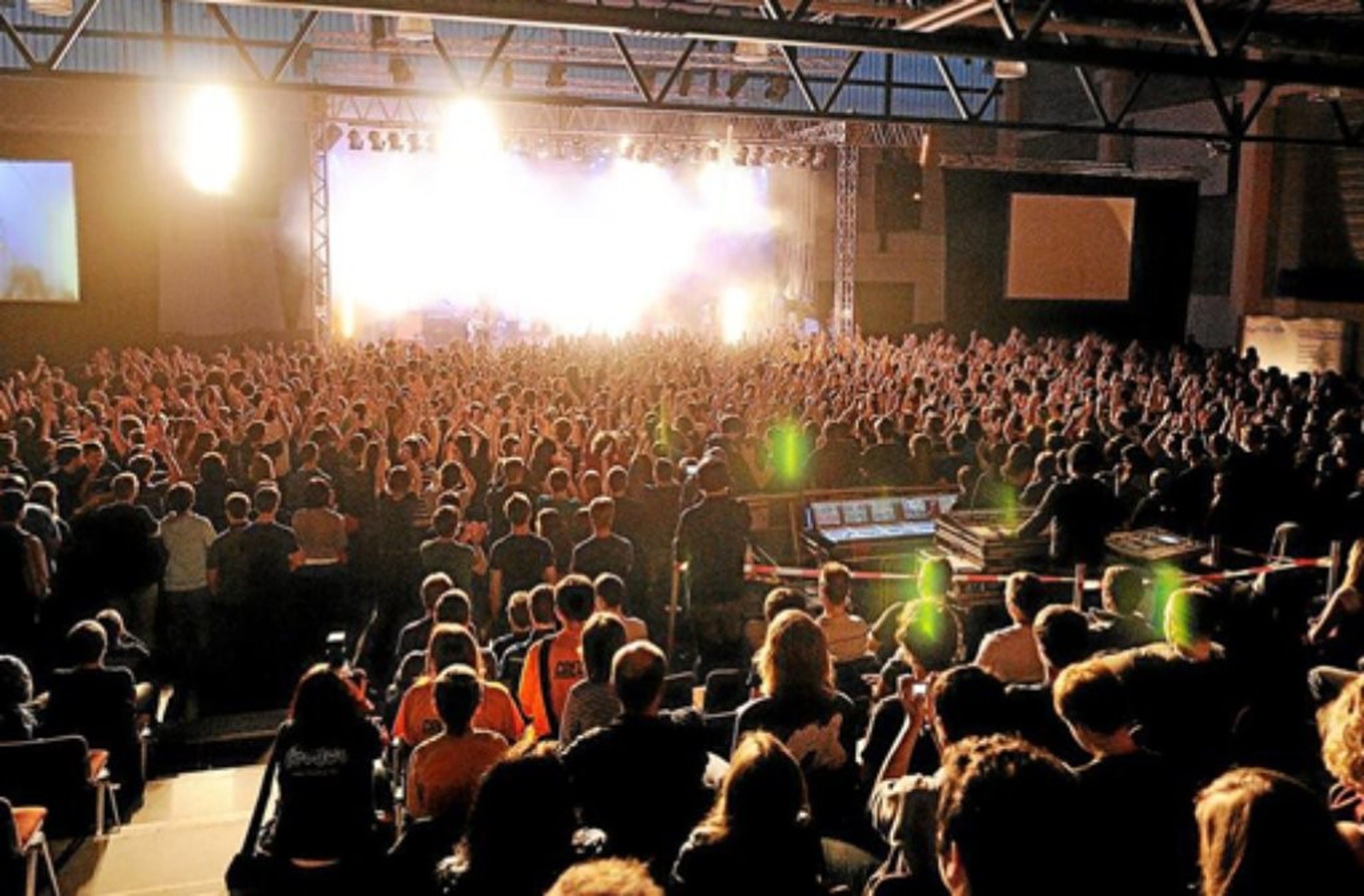 Large Event Hall — photo 3