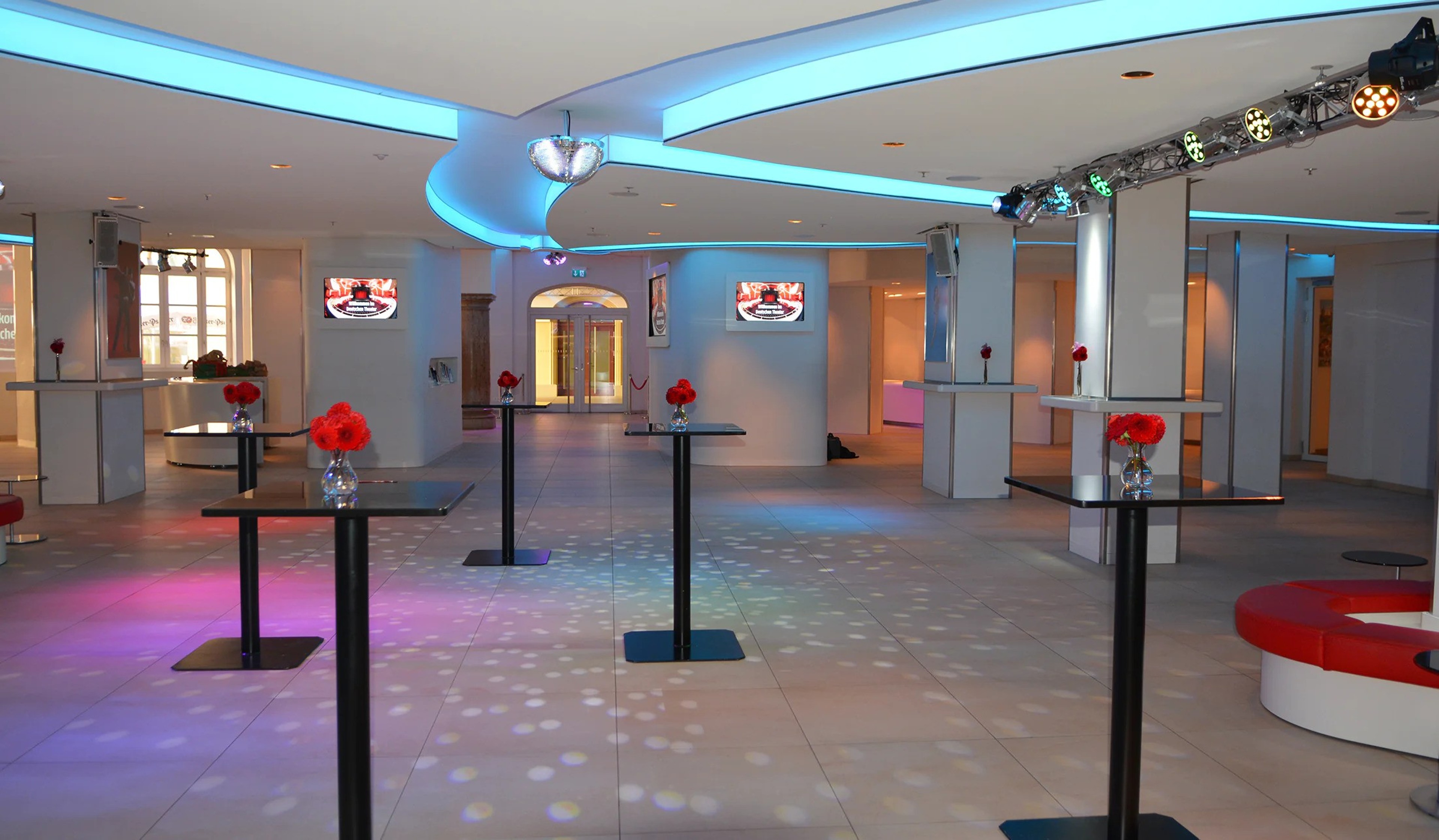 Elegant spaces for exclusive gatherings — photo 2