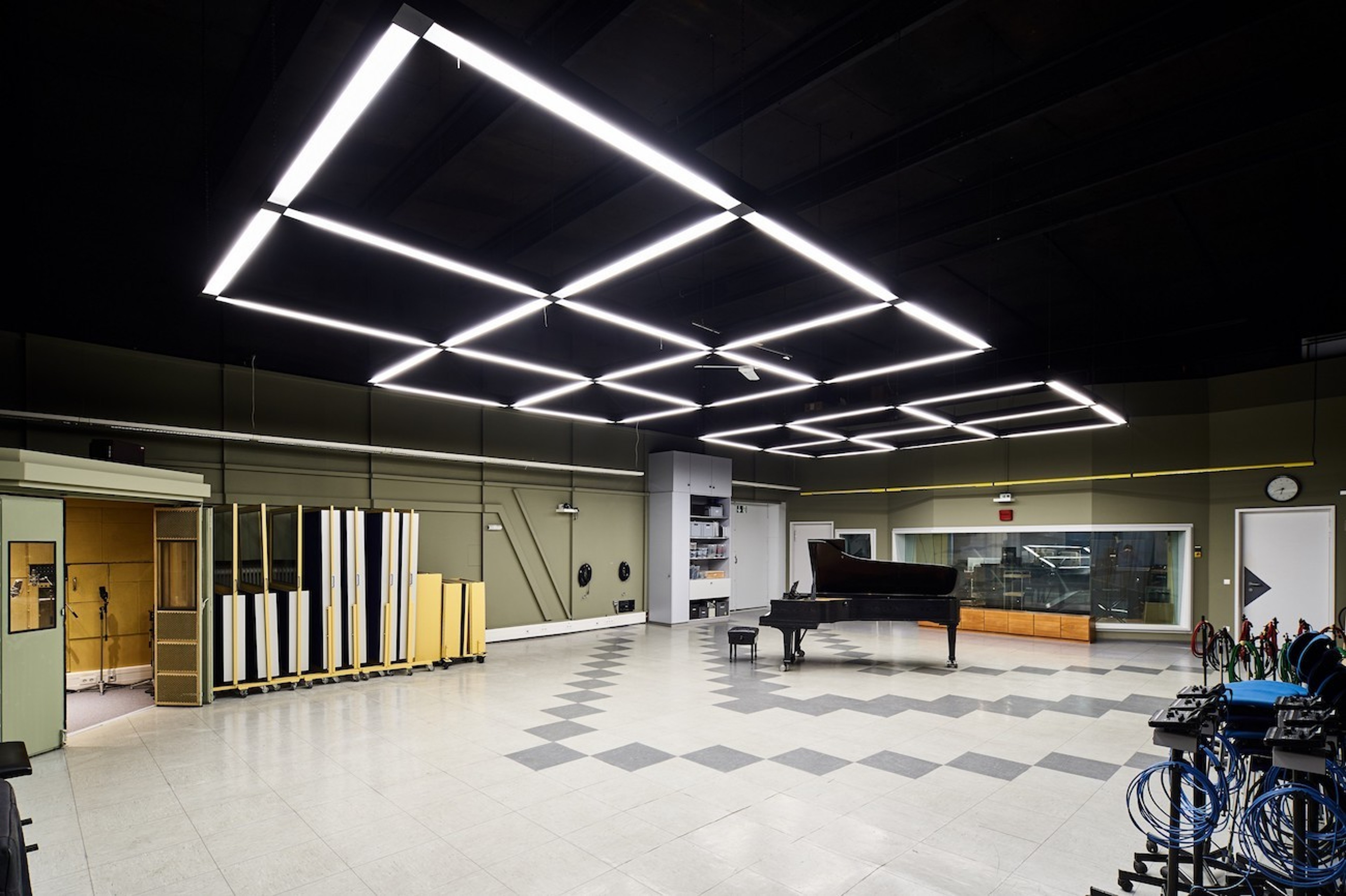 Studio 1