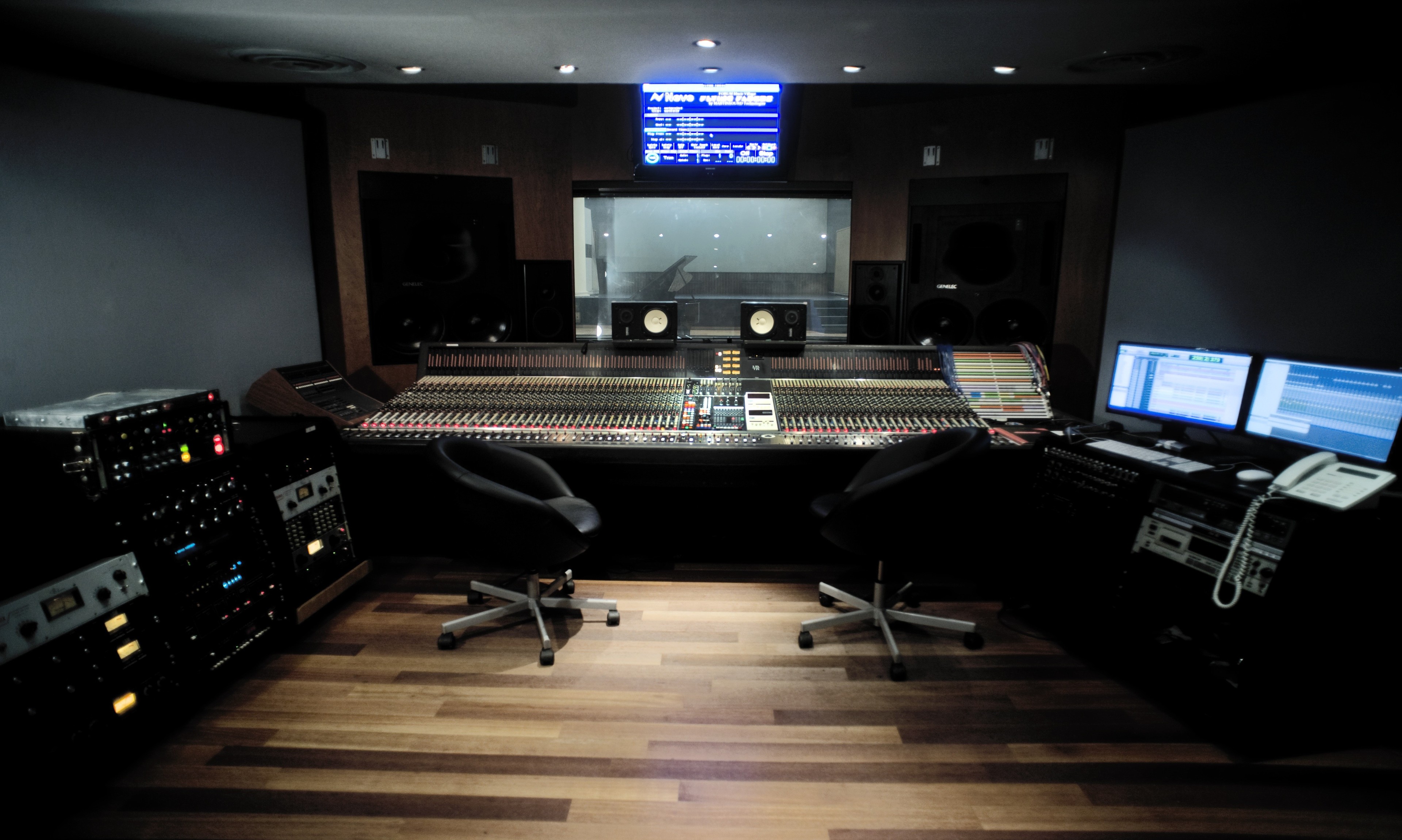 Studio A — photo 4
