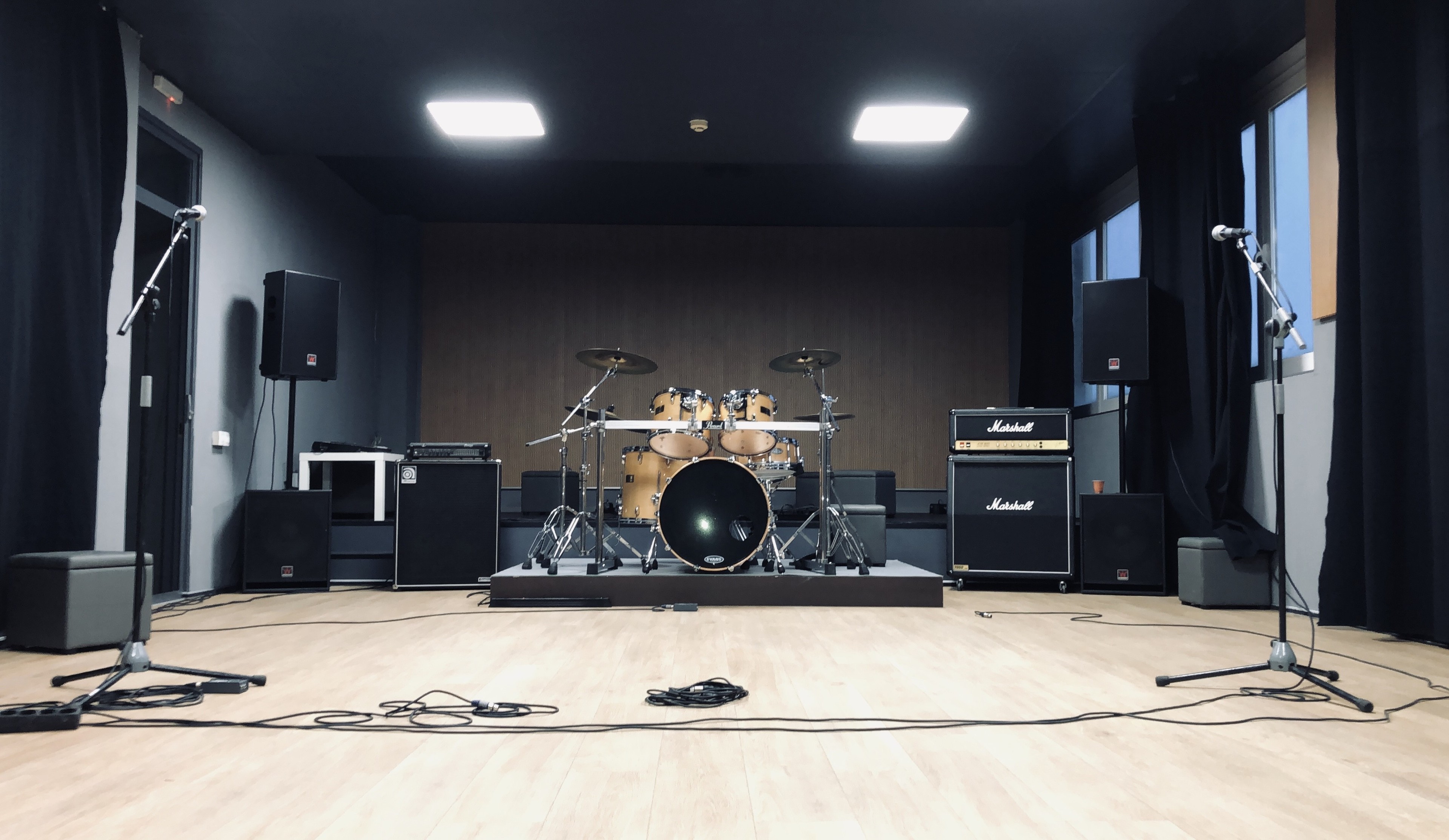 MOOD FACTORY SUITE