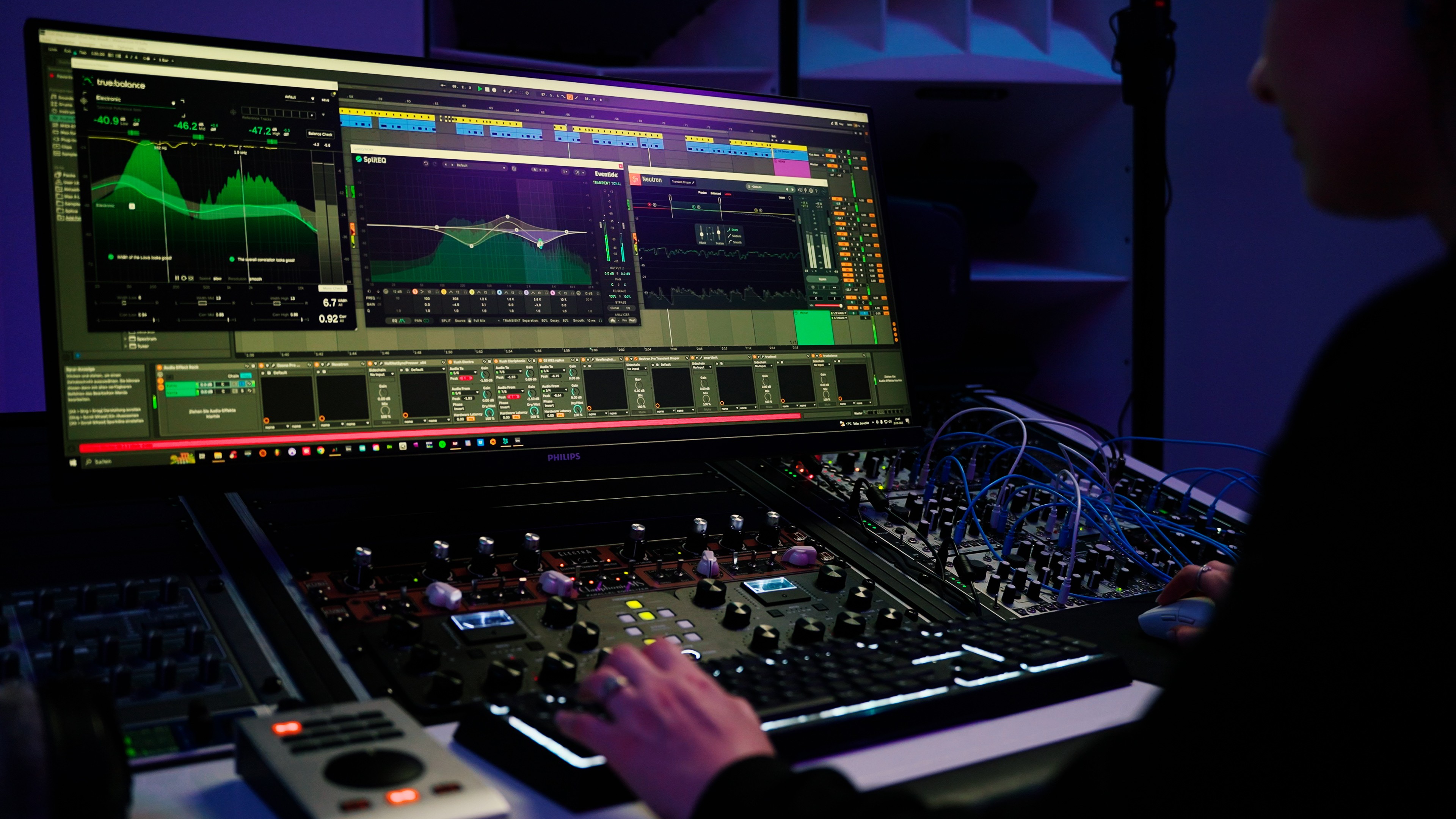 Basel QX3 Studio – DIY Electronic Production
