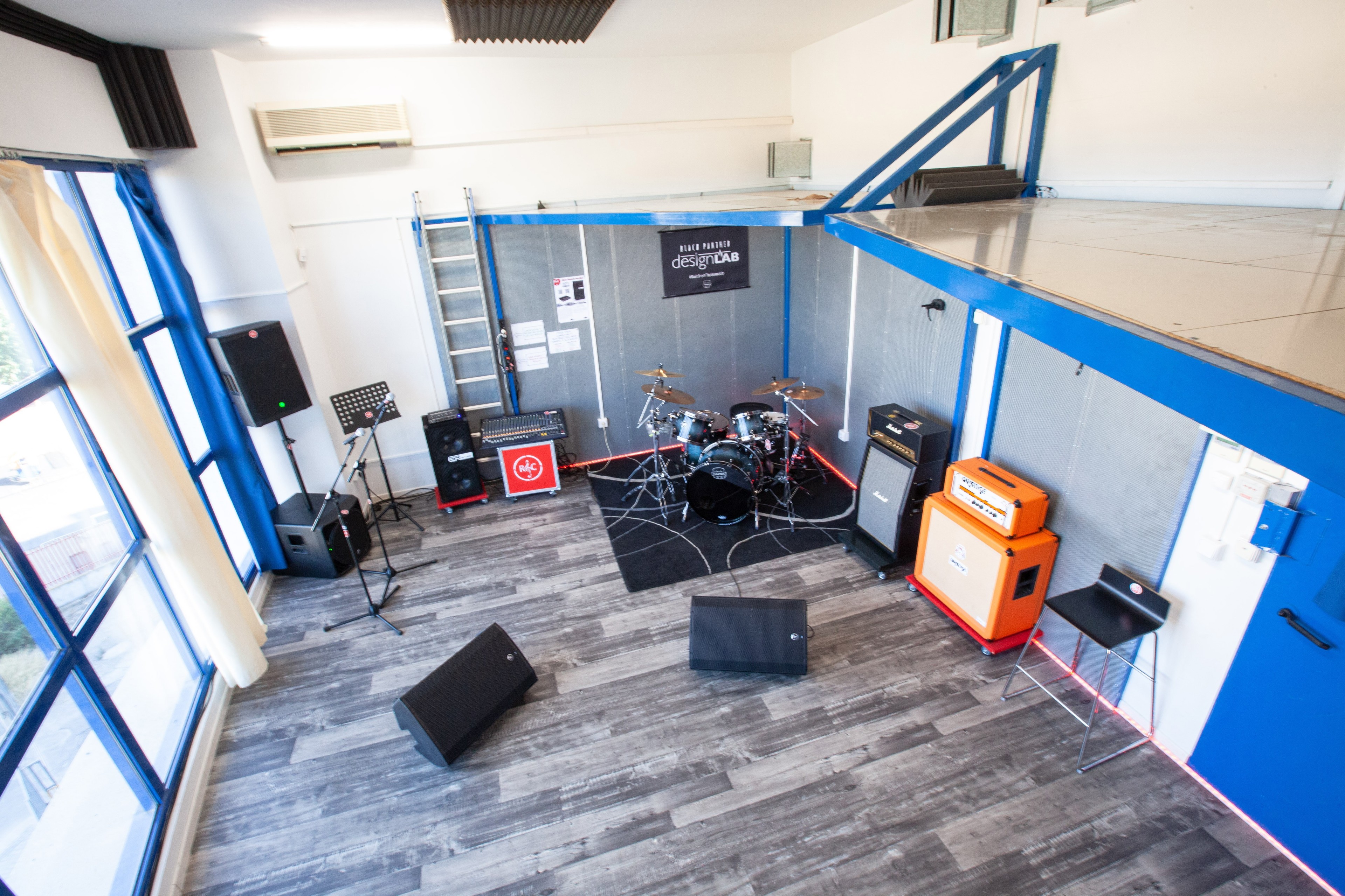 Ritmo y Compás Sala 73 — 写真2