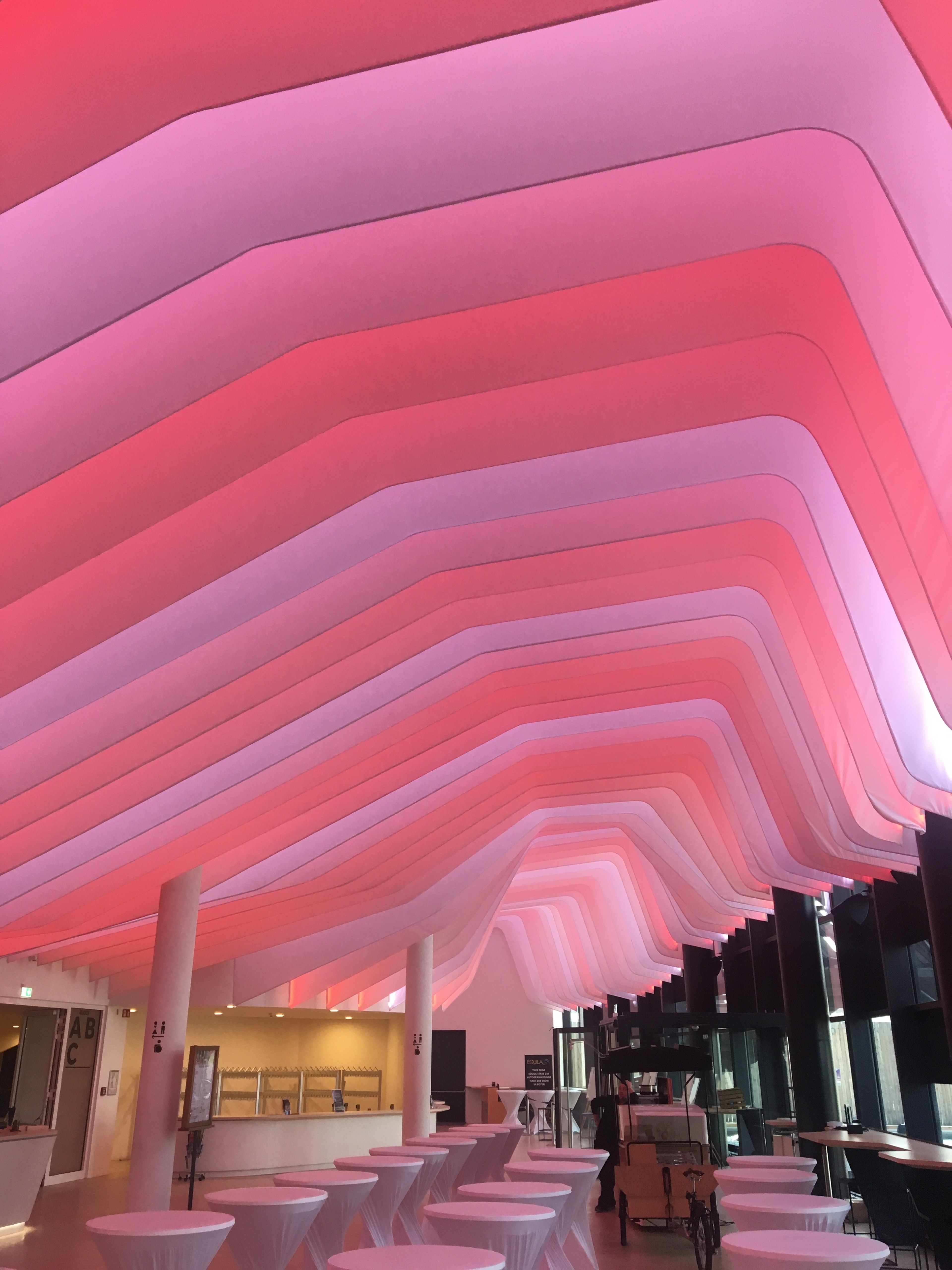 Foyer — 写真2