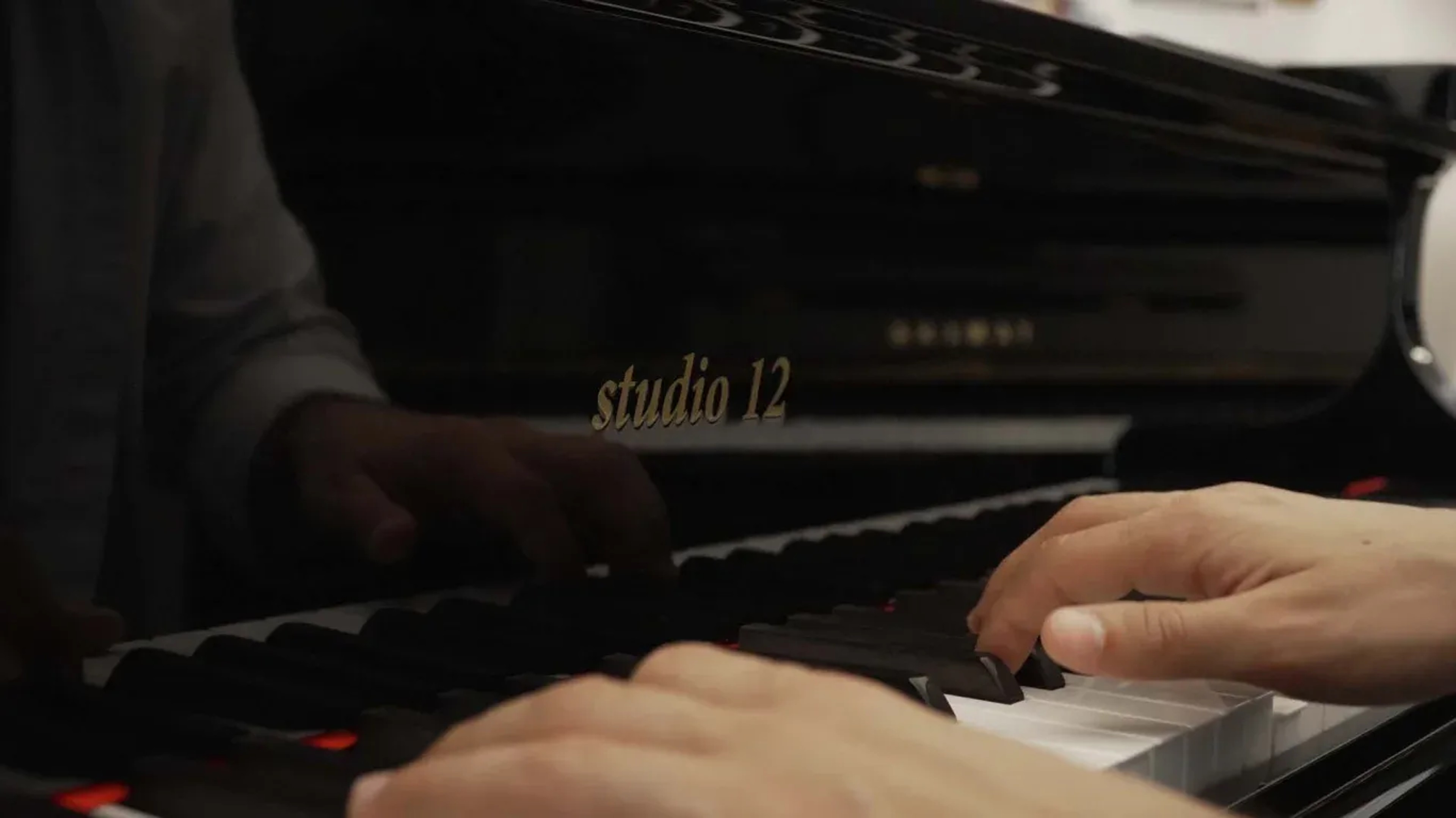 Sala prove per pianoforte con pianoforte a coda Yamaha a Roma - Piano Practice Room with Yamaha Grand Piano in Rome