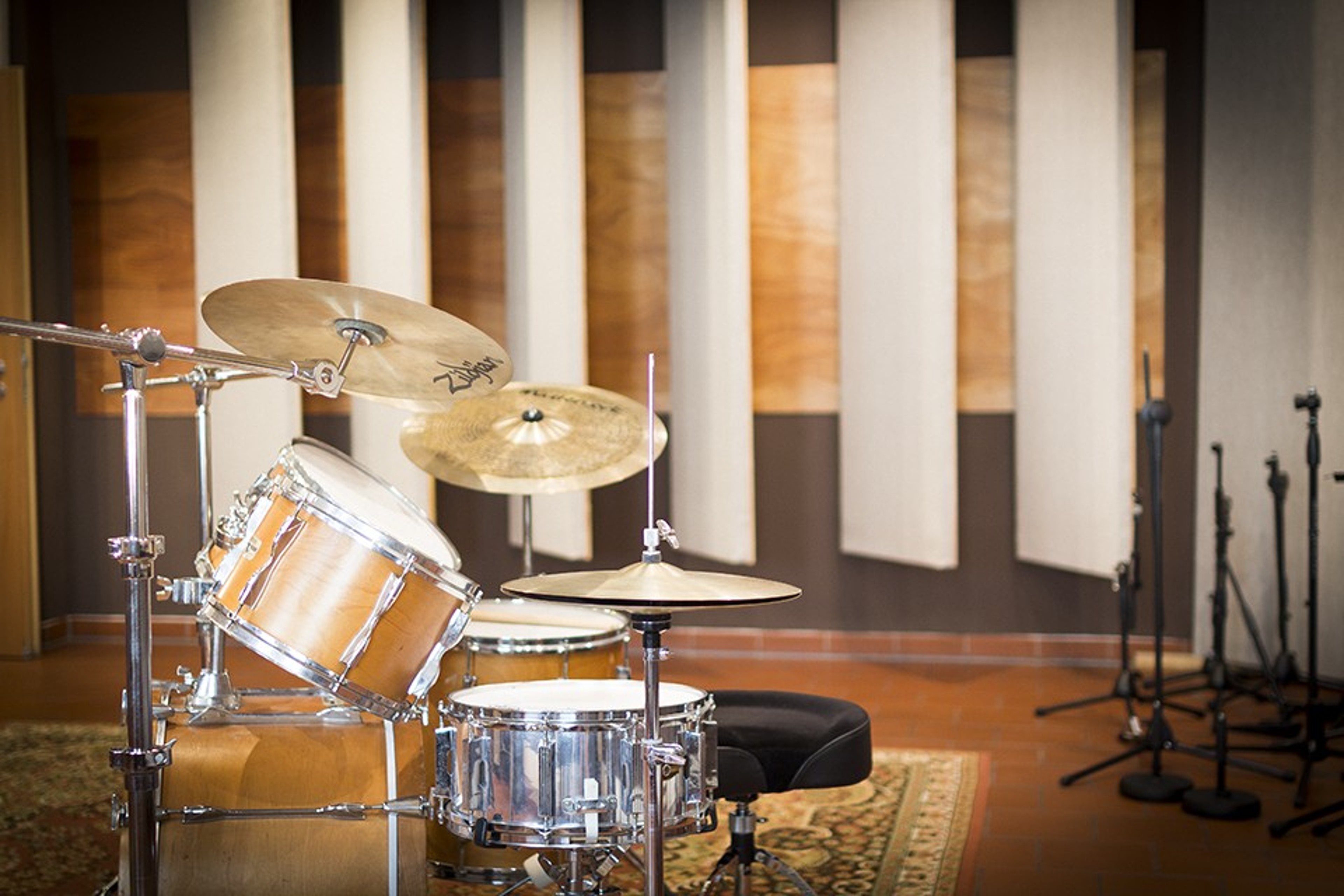 Live Rooms in Recording Studio with stunning River View, 1st Floor — photo 2