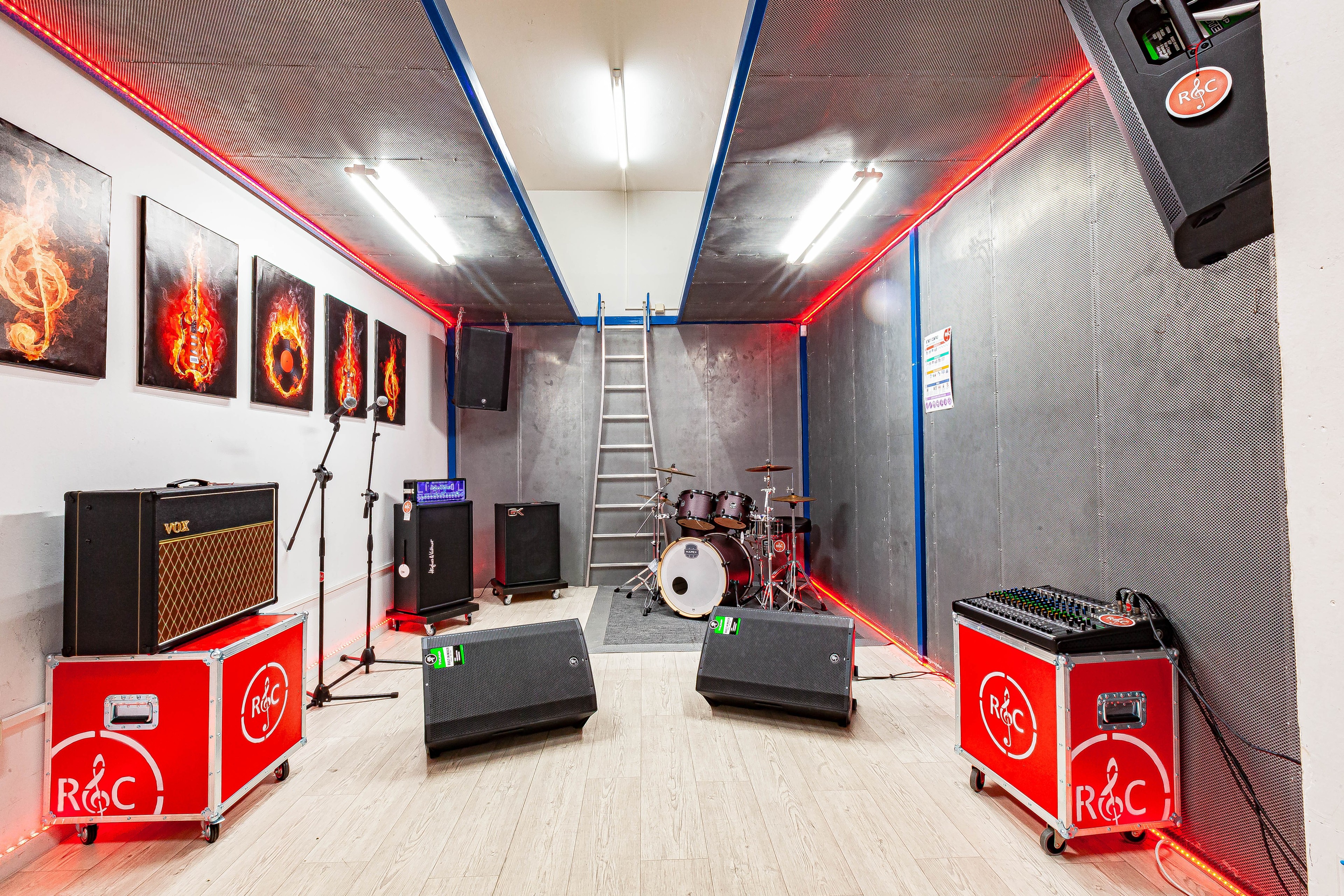 Ritmo y Compás Sala 33 — 写真3