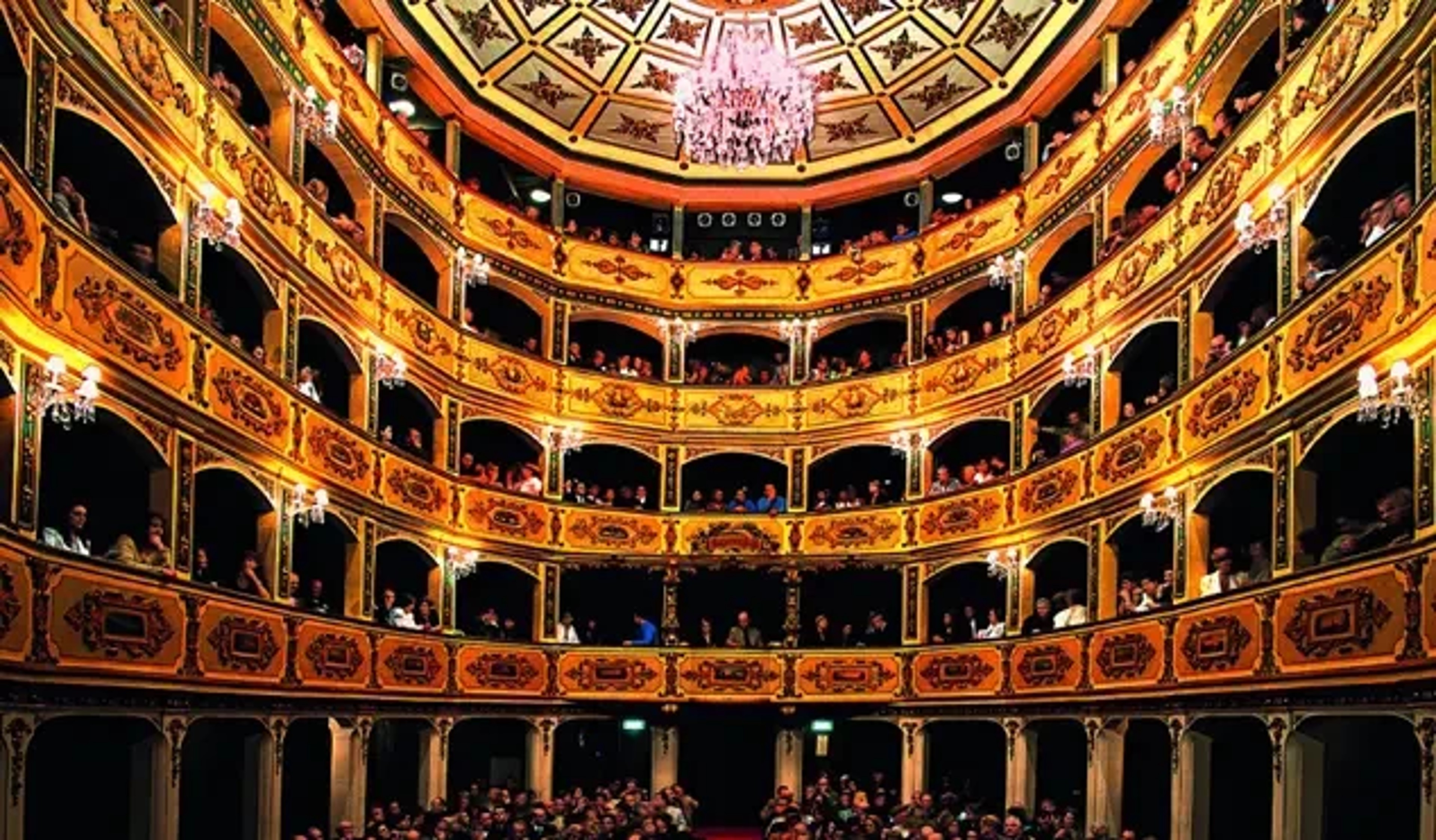 The Manoel Theatre - Oldest theatre in Malta