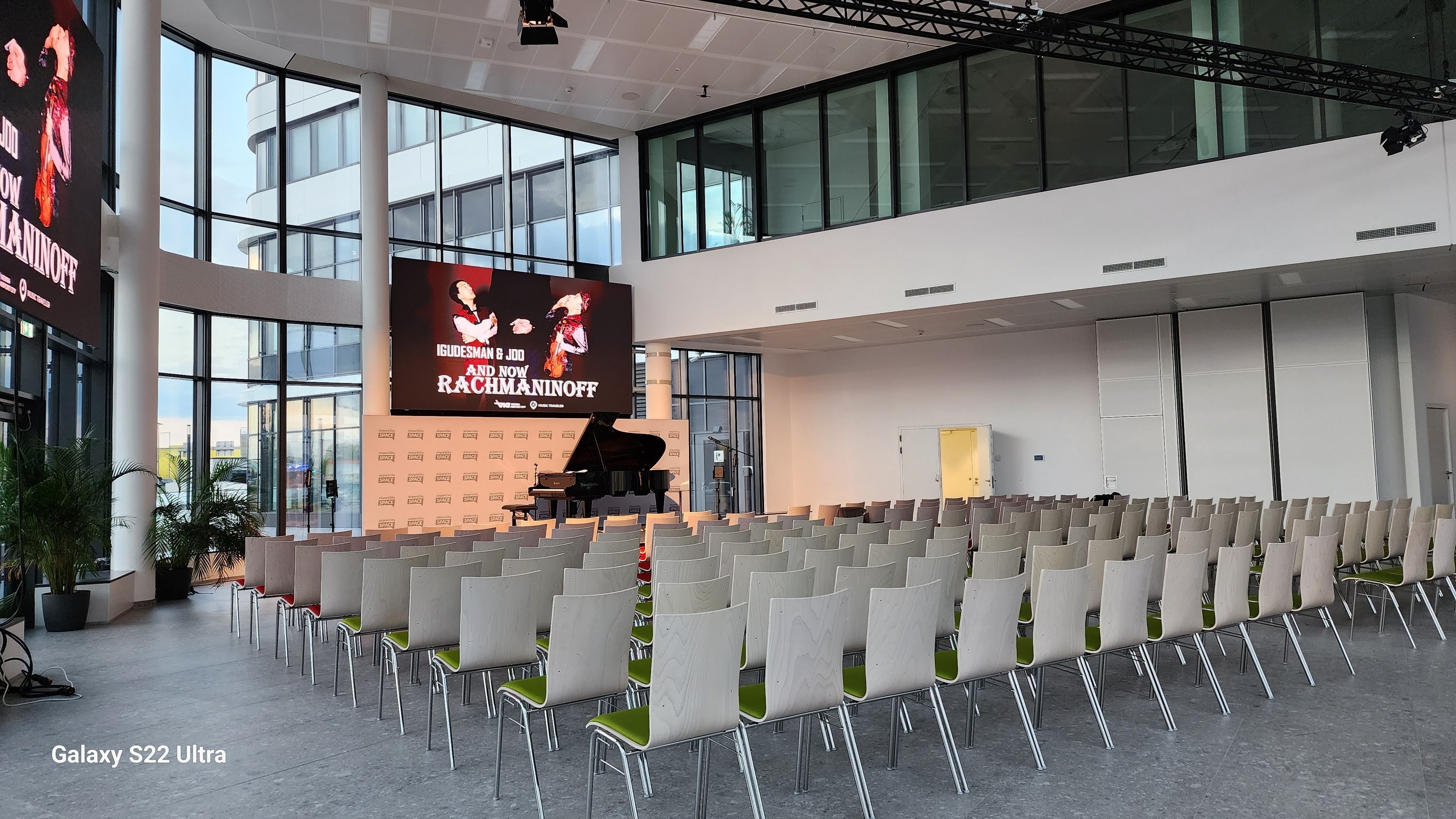 Concert Hall at Vienna International Airport — photo 4