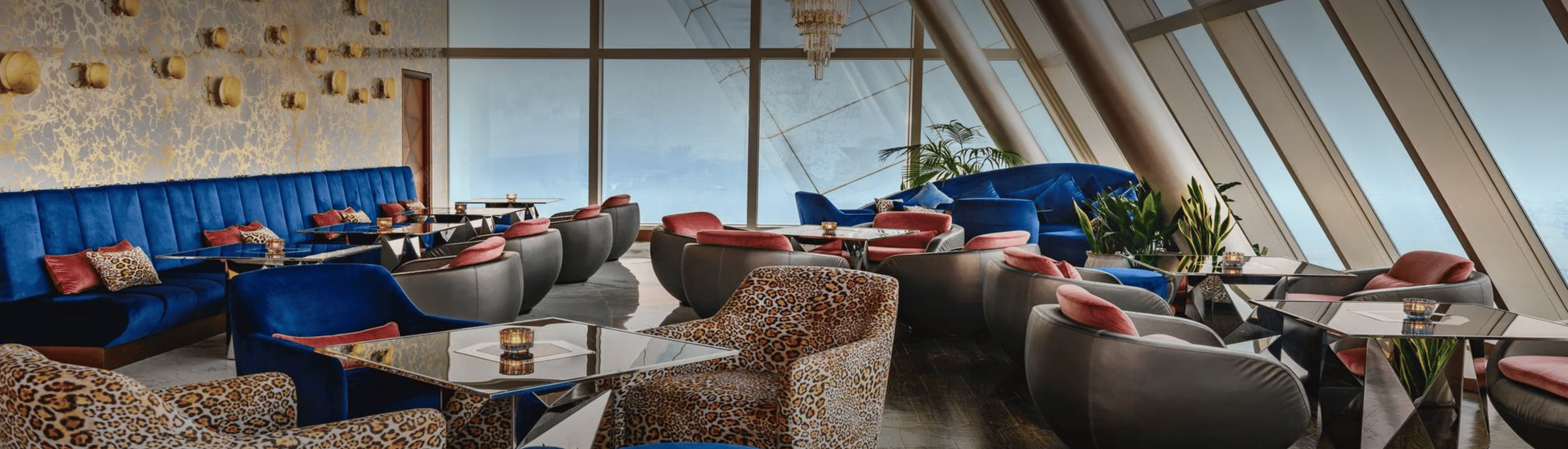 Intimate Luxury Amplified — 写真2