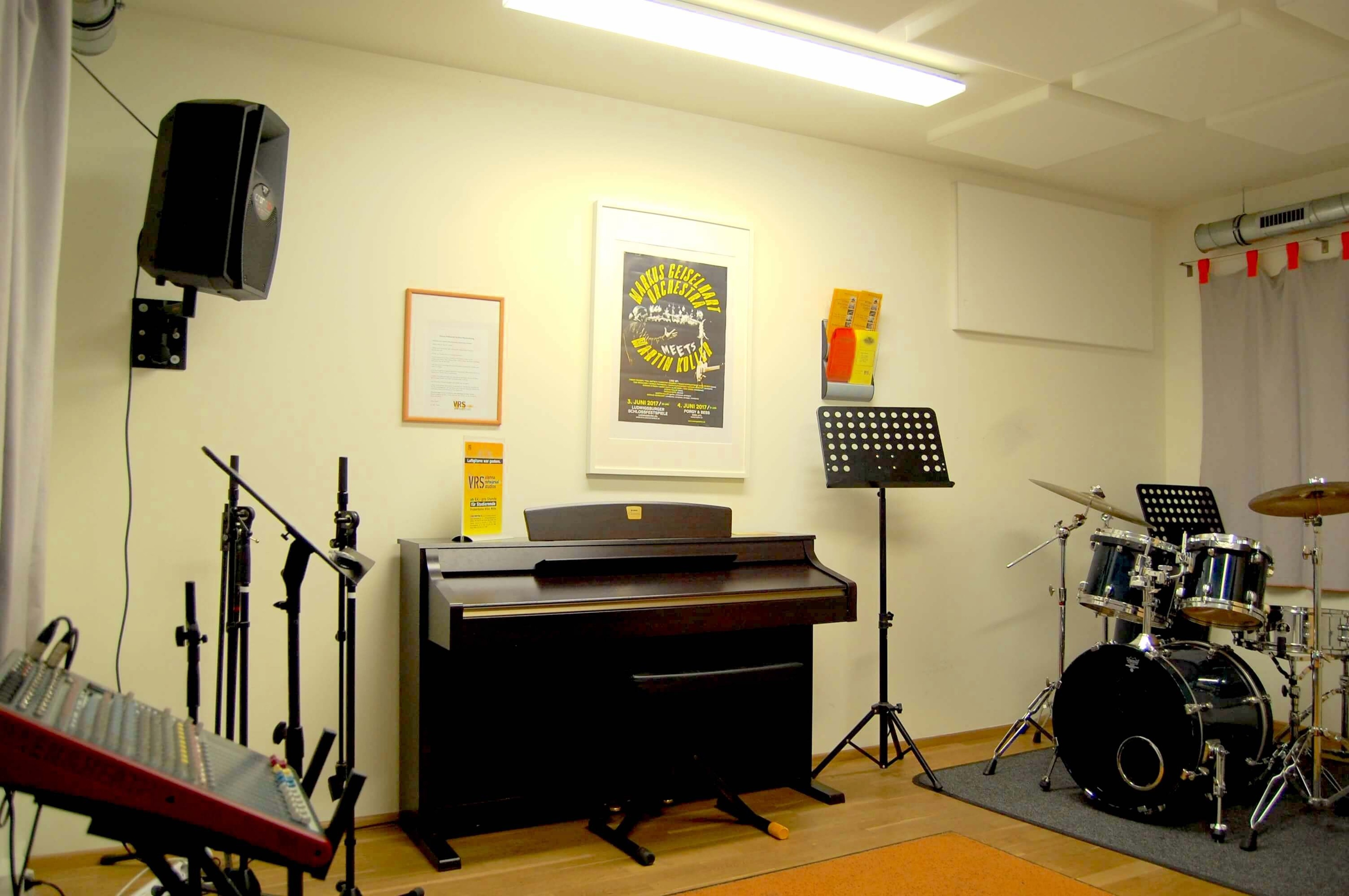 Practise Room for 1-5 people