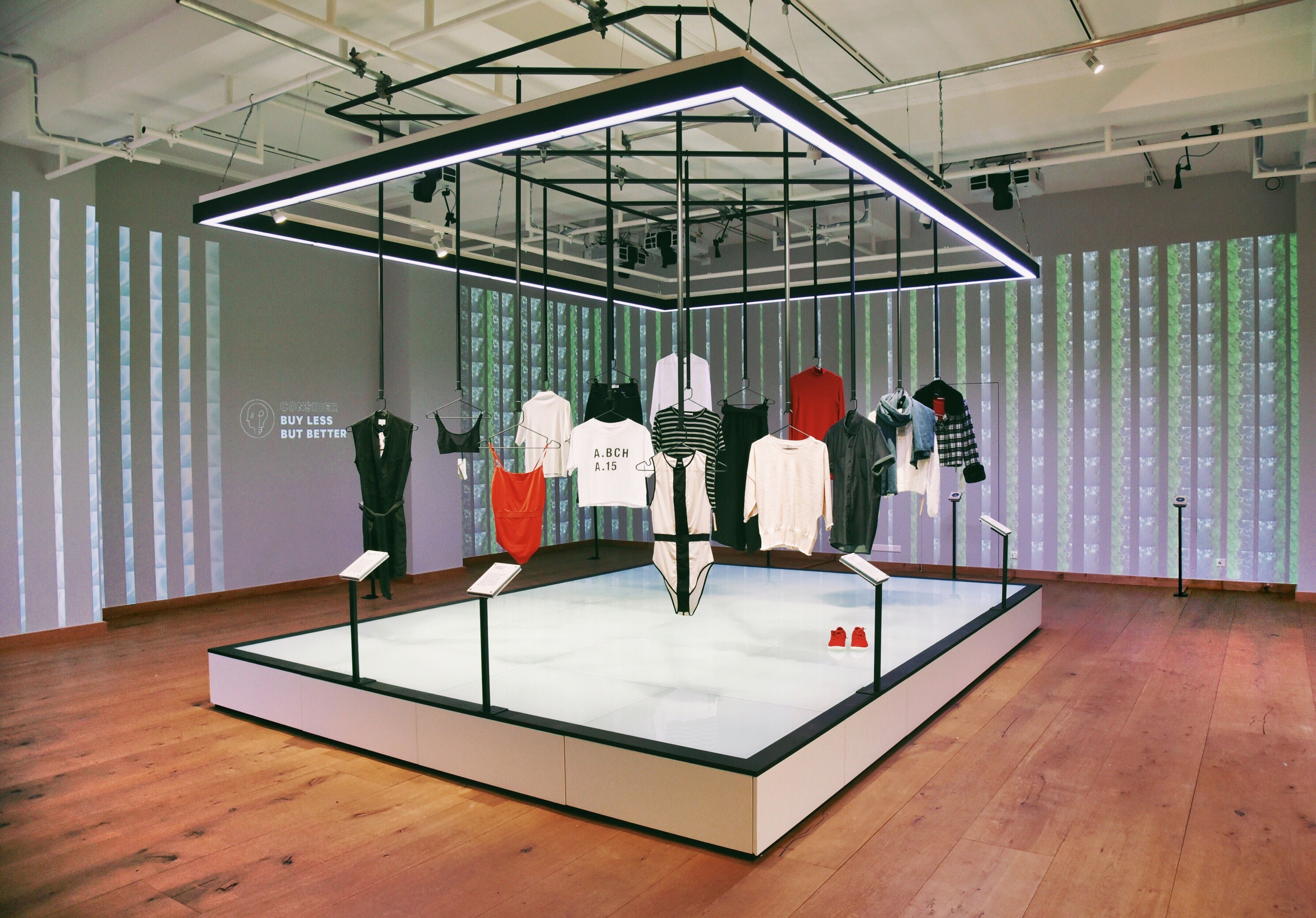 The Good Shop - Fashion For Good Museum — 写真2
