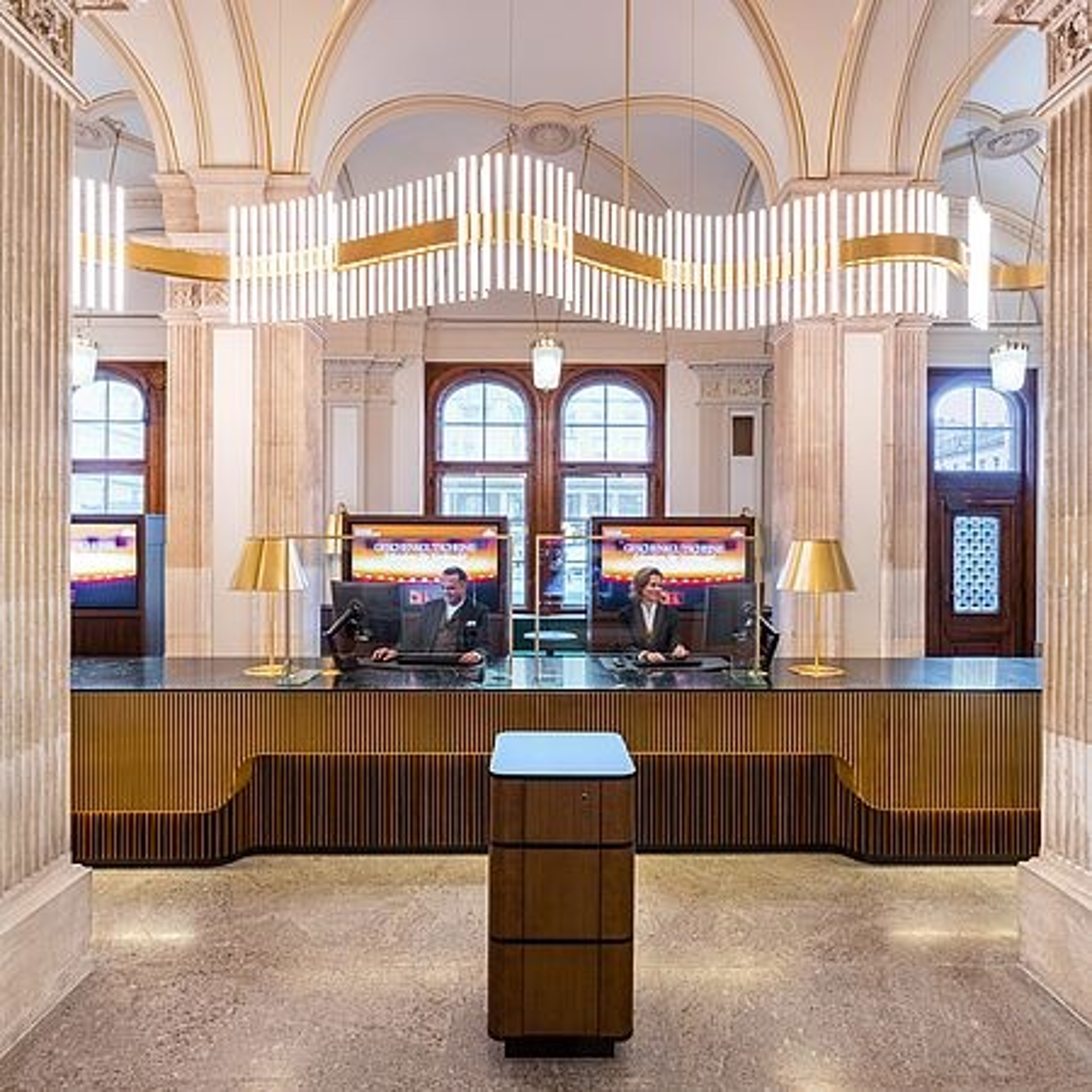 Vienna State Opera - OPERA FOYER — photo 3