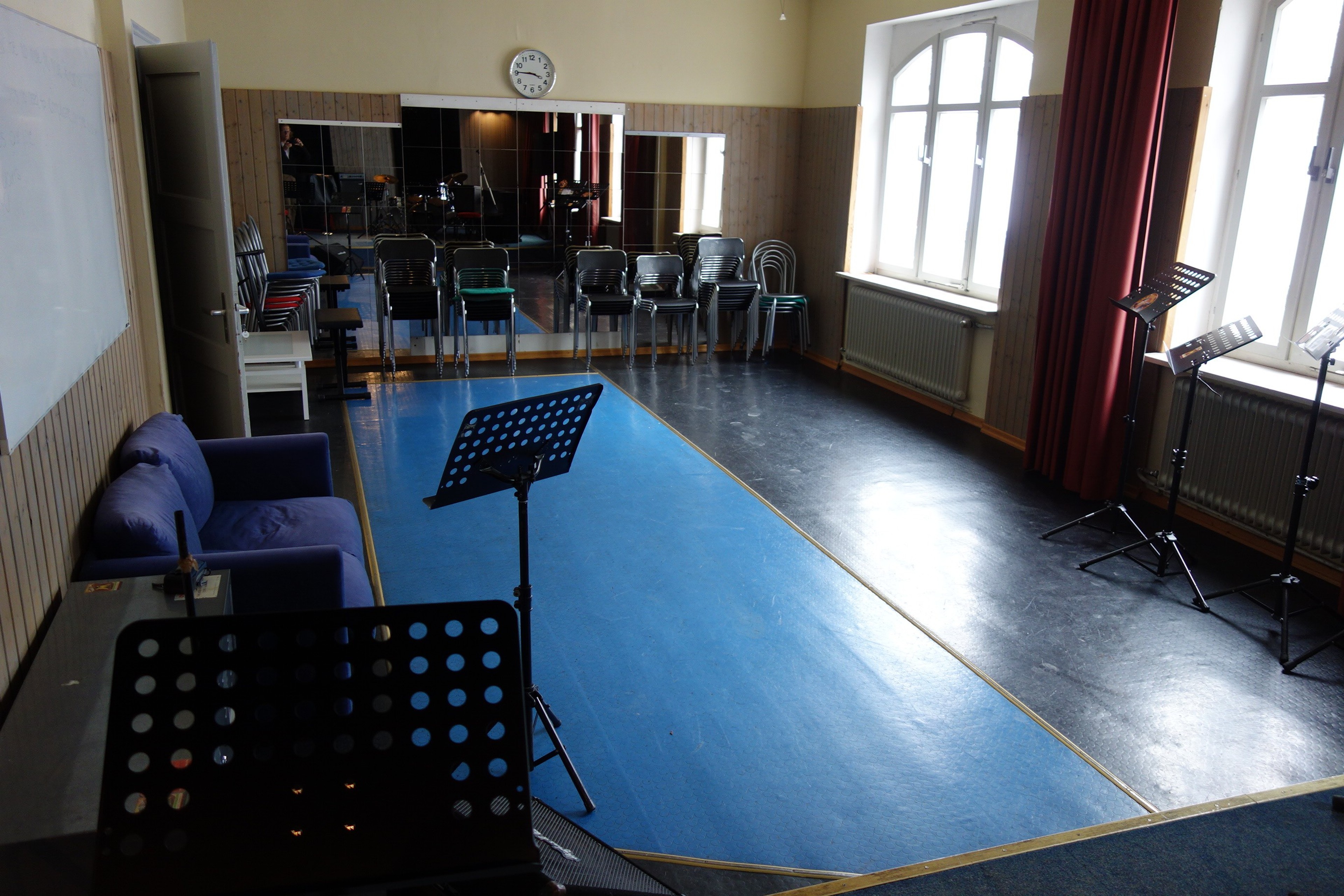 Small concert room — 写真3