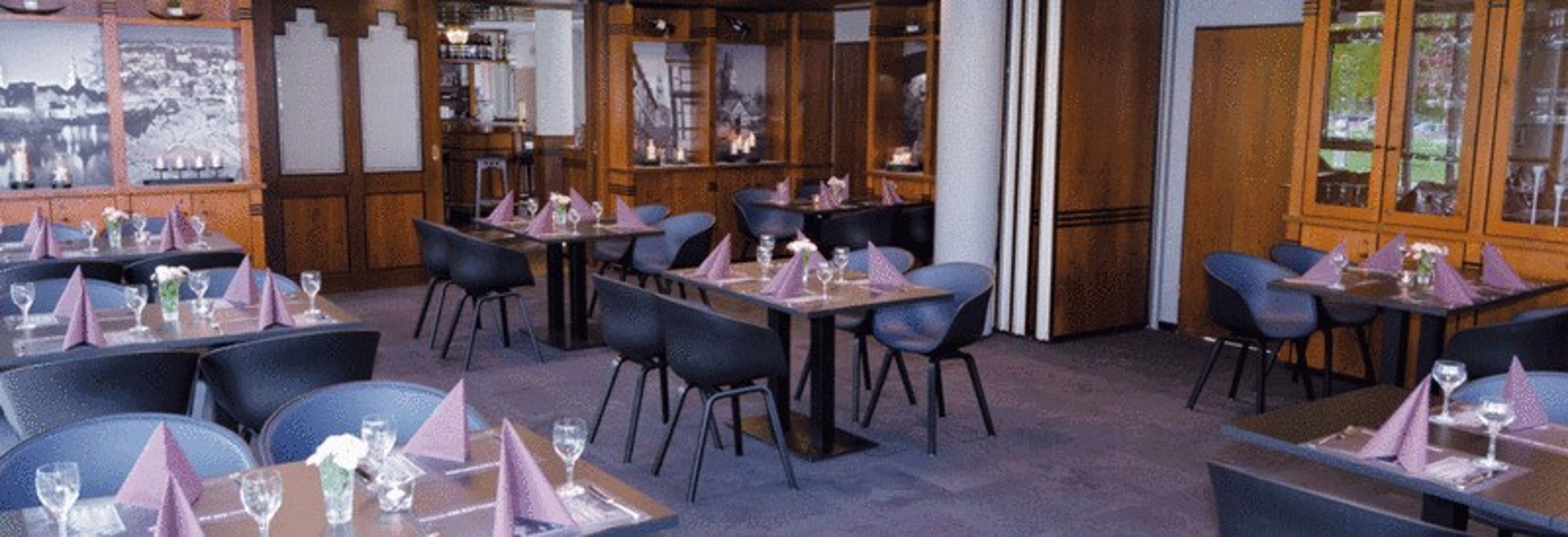 Club room