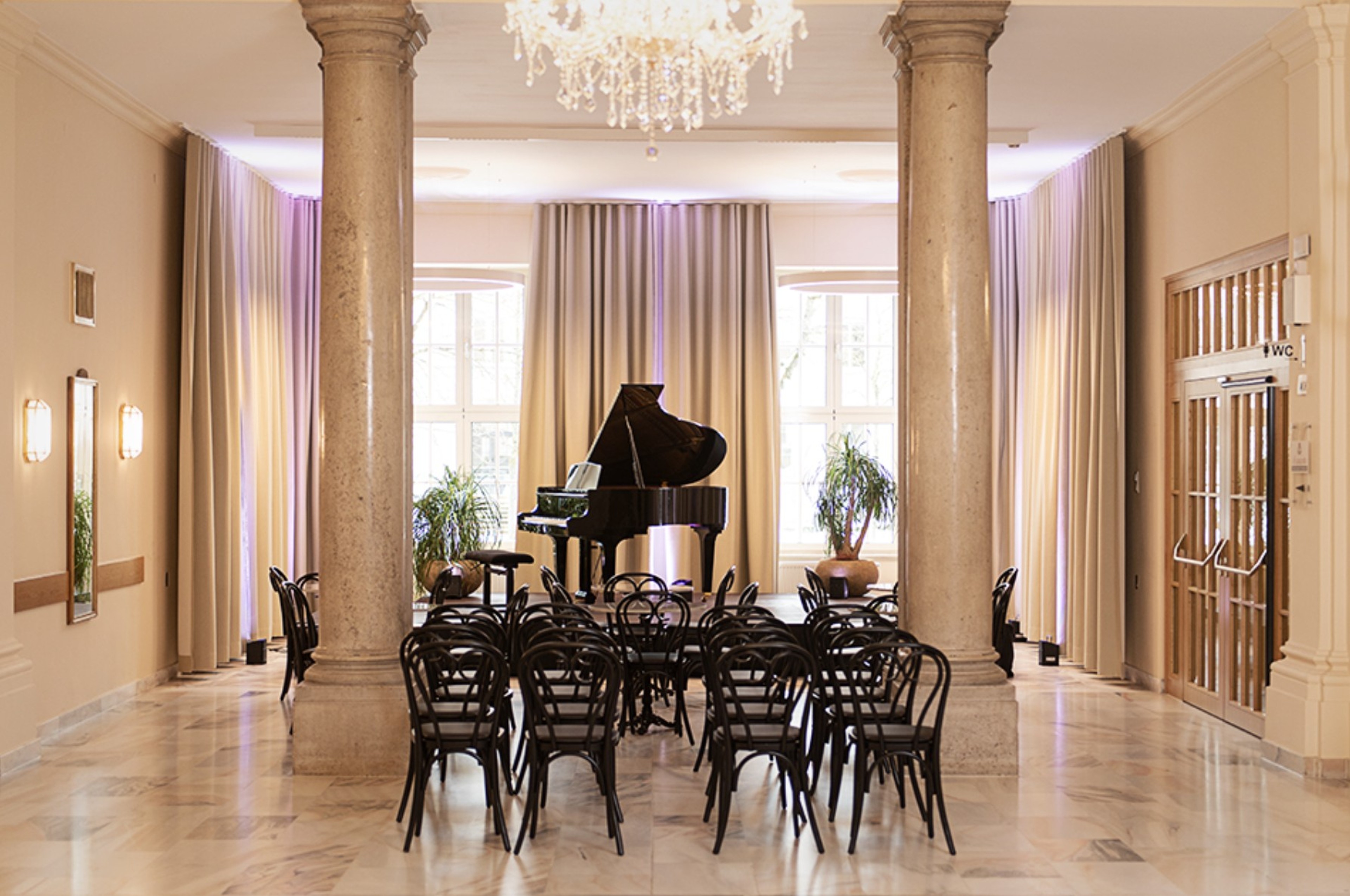 Klagenfurt Foyer — photo 2