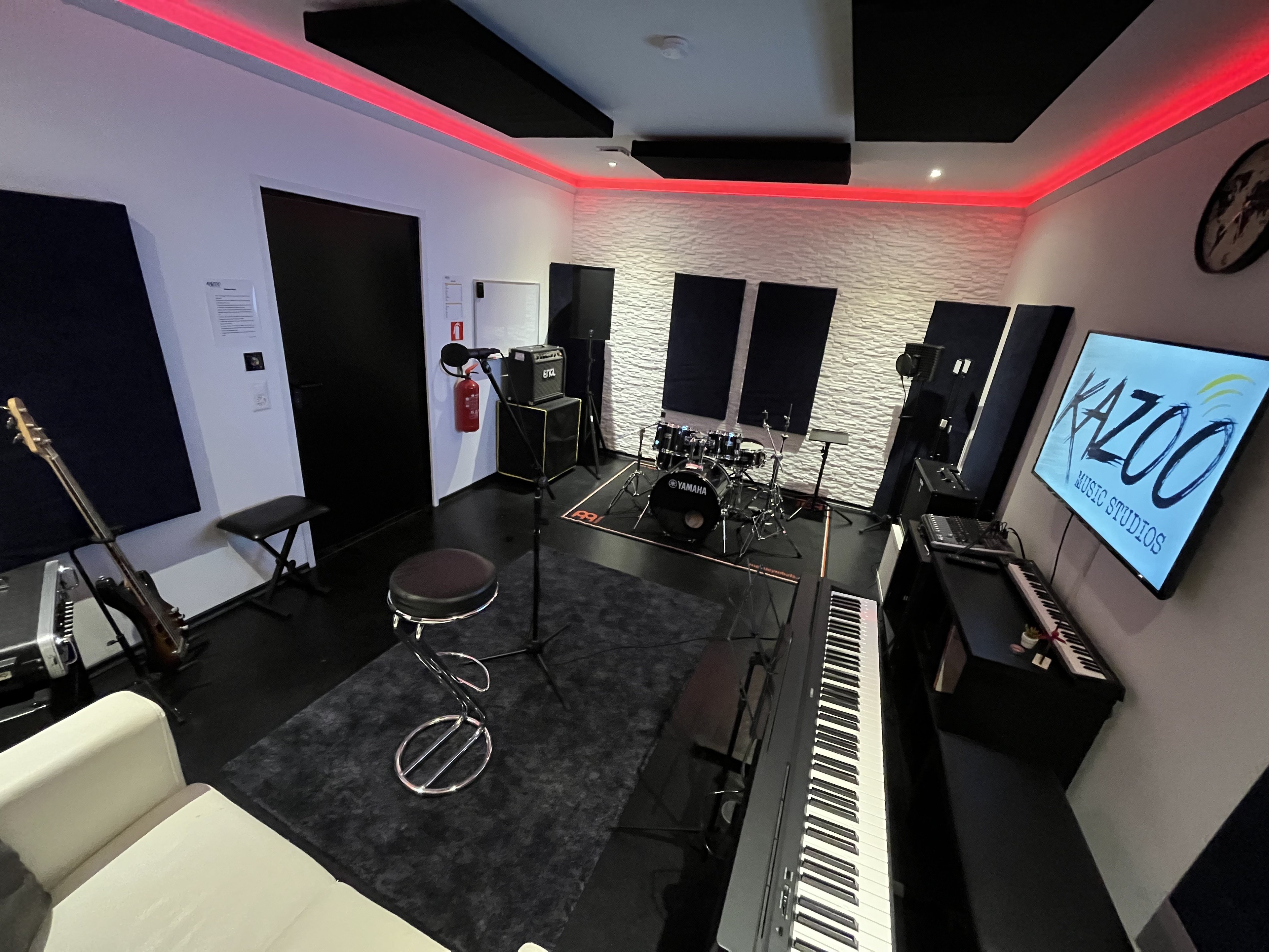 Kazoo Music Studios - Rehearsal Studio "World" — photo 3