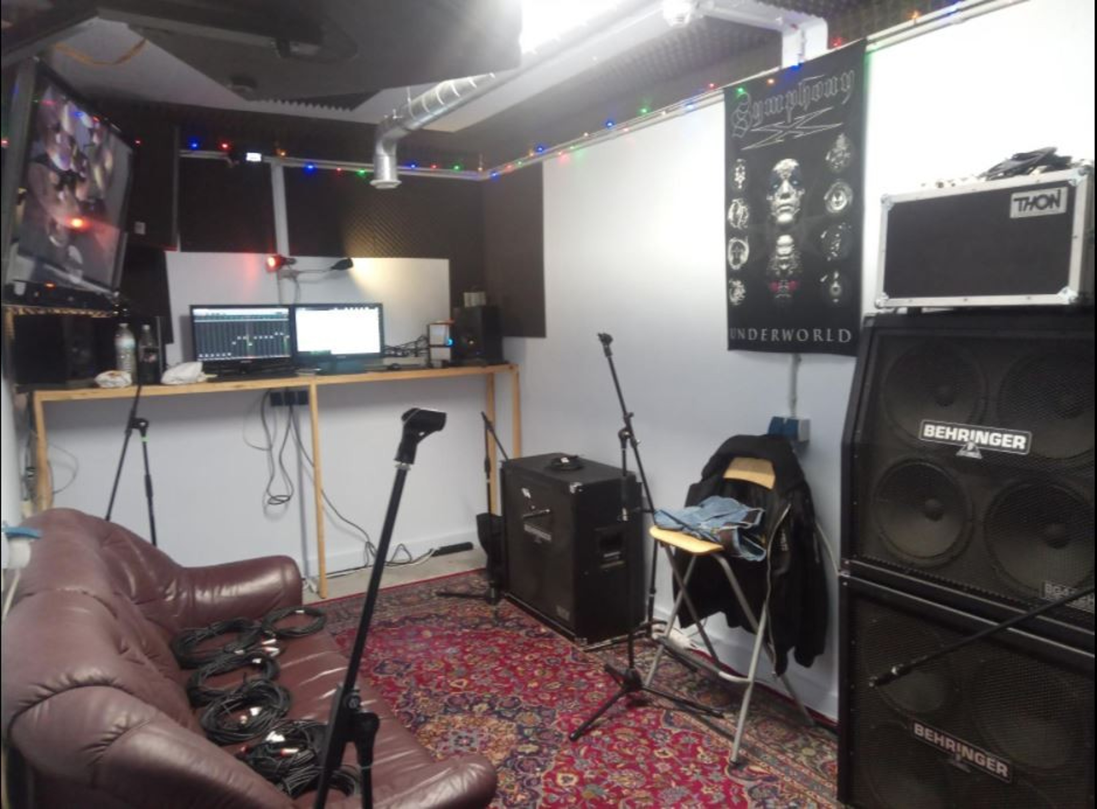 Studio - C