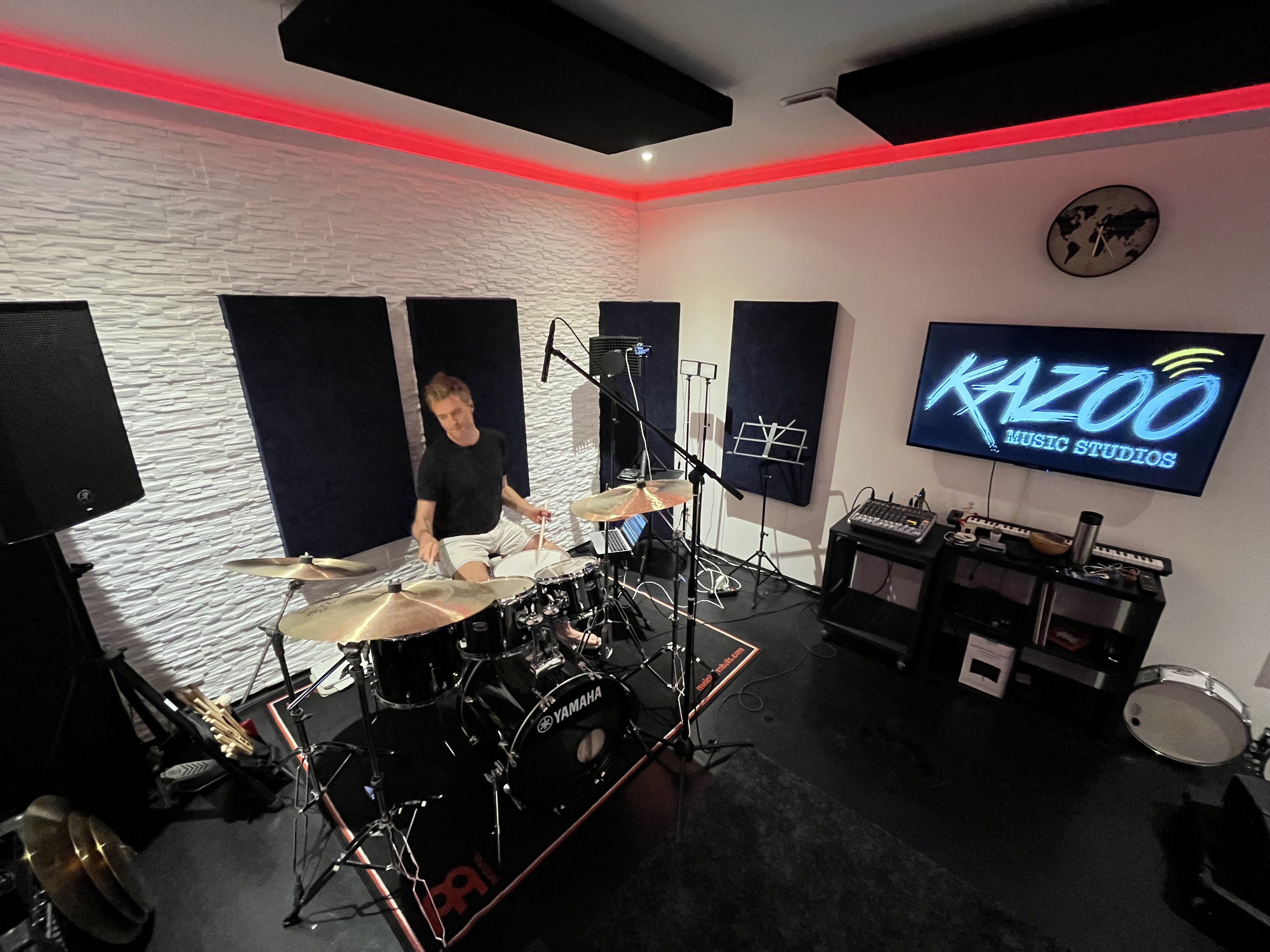 Kazoo Music Studios - Rehearsal Studio "World" — photo 4