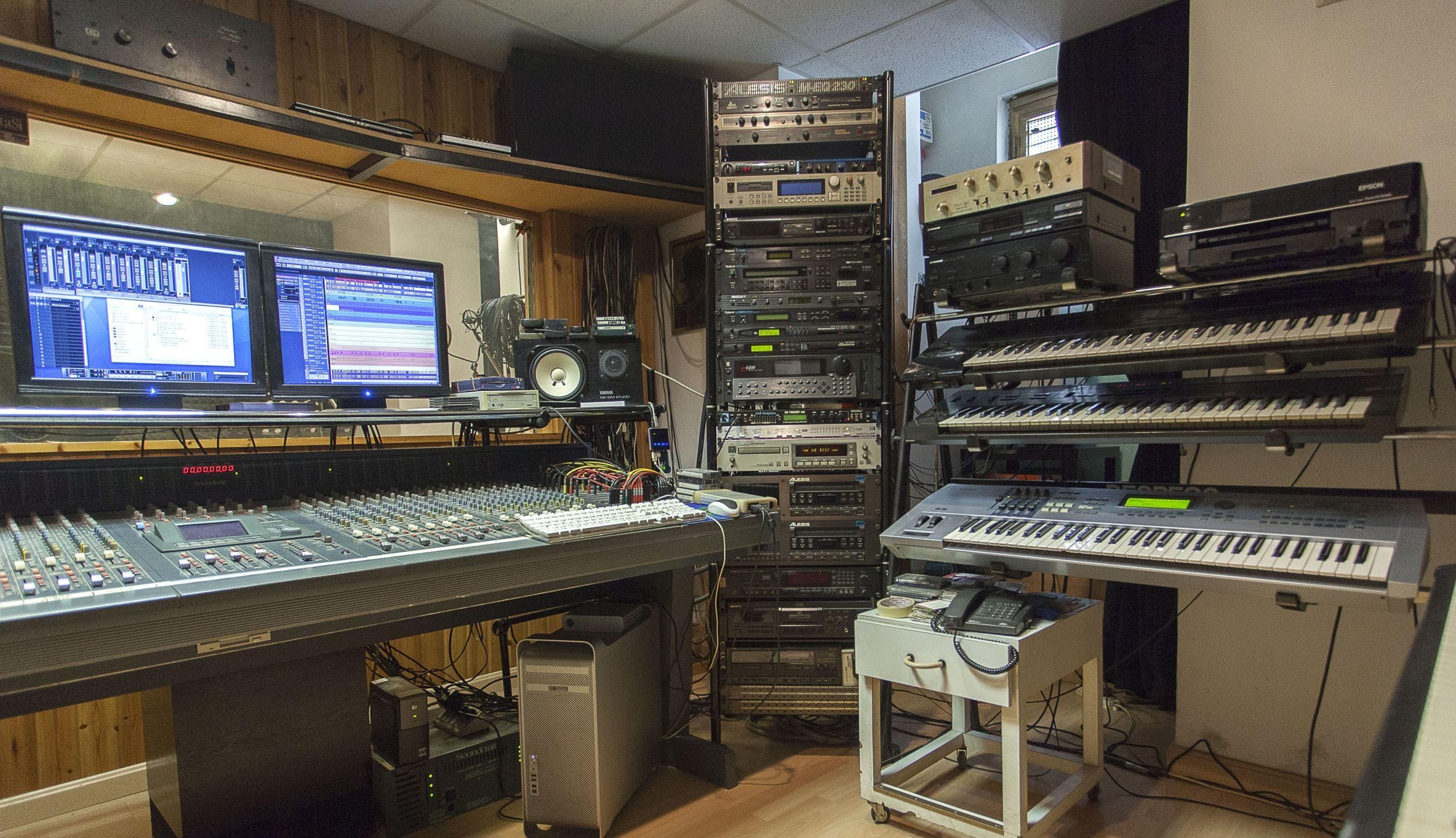 Studio X recording — 写真3