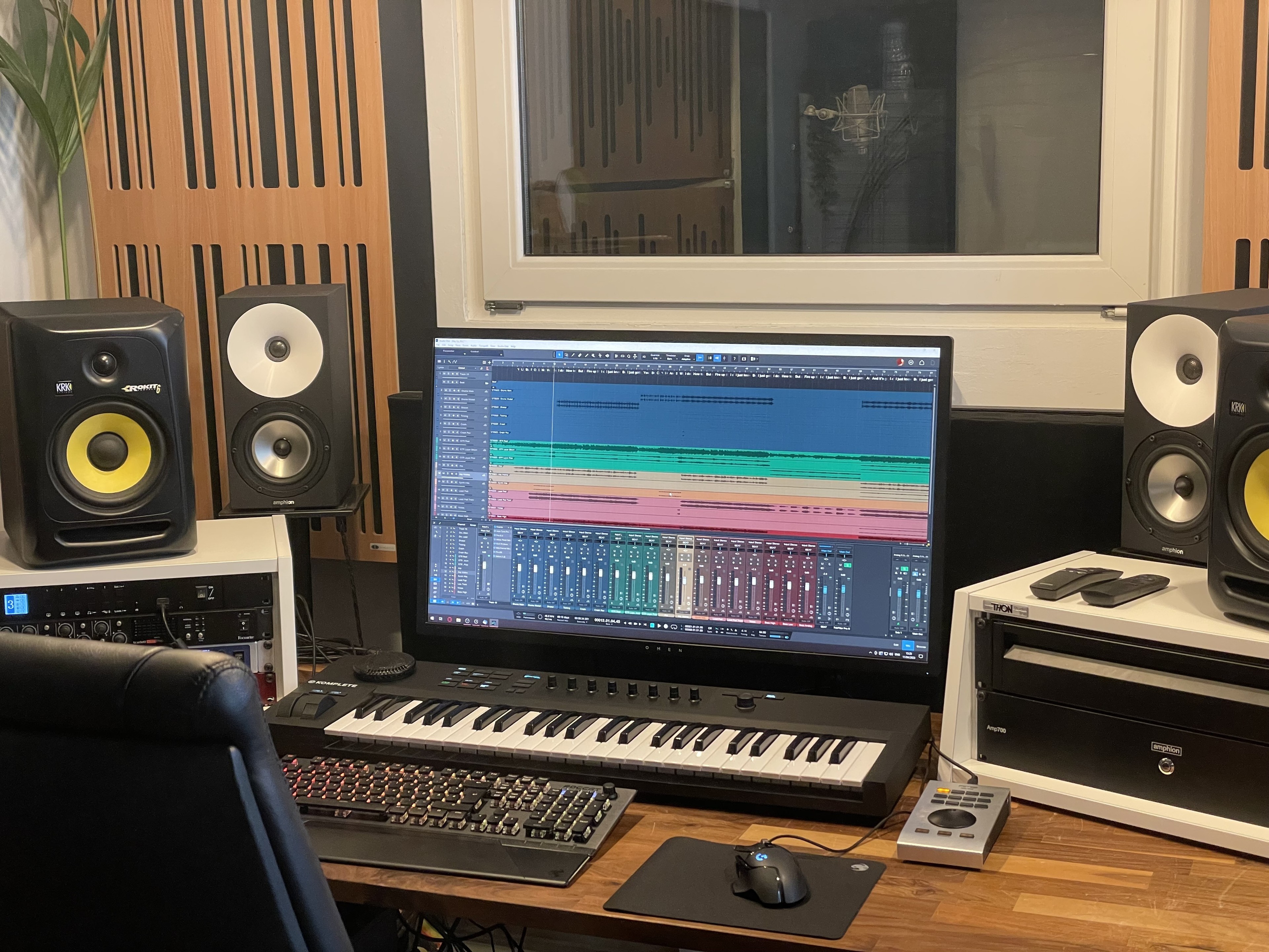 Recording Studio with Sound Engineer — photo 2