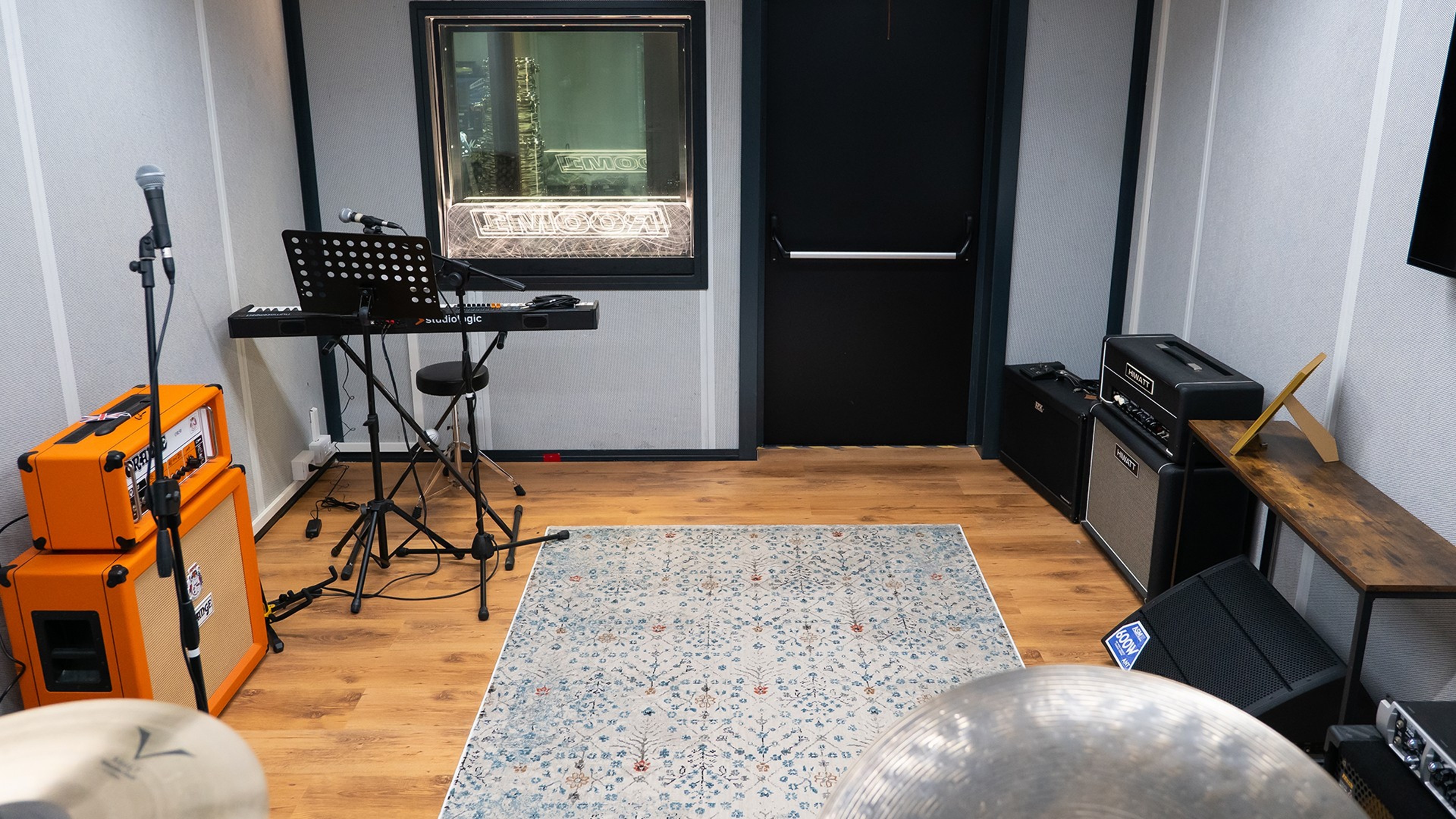 REHEARSAL ROOM 1 — photo 5