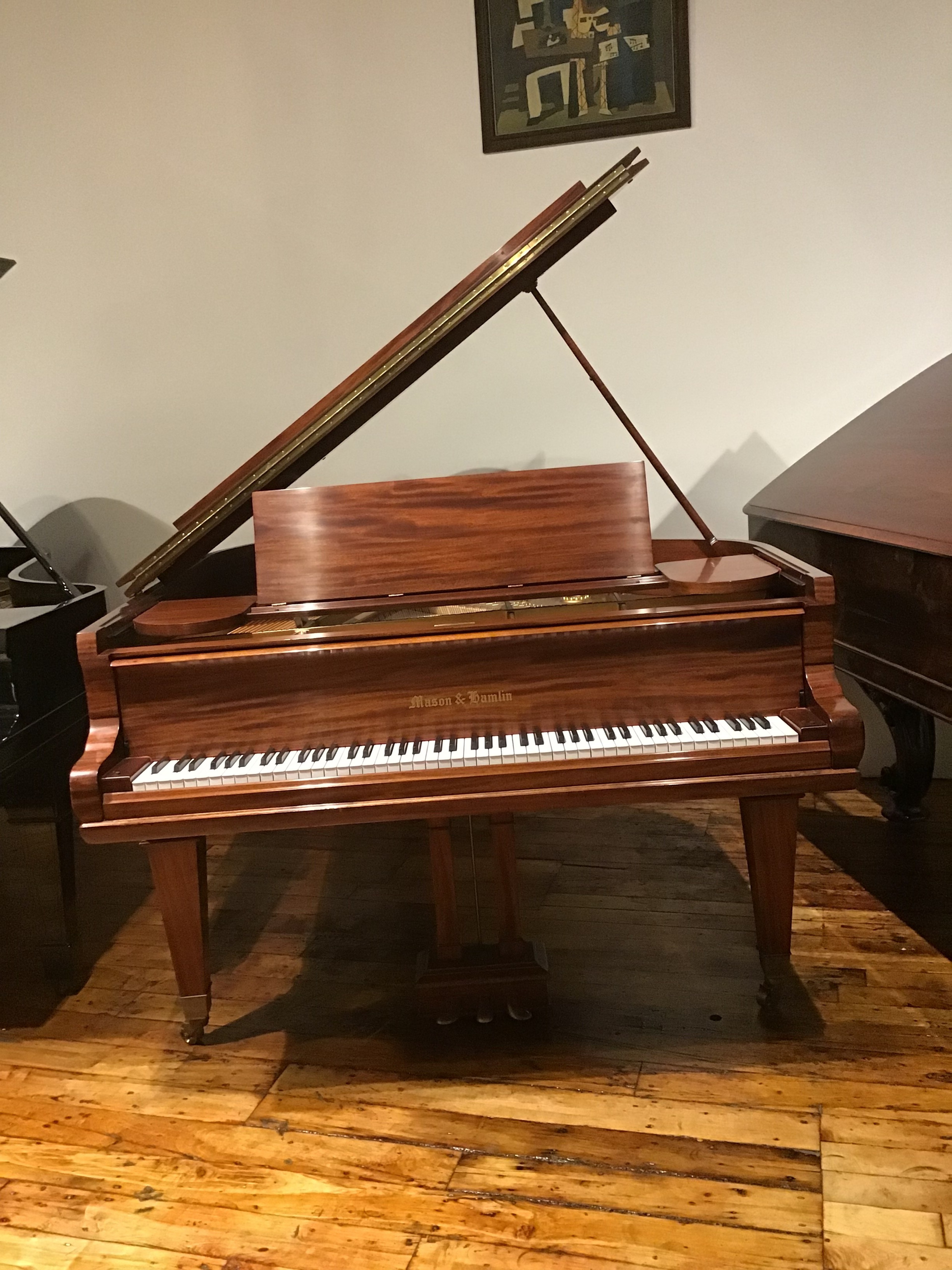A showroom with Steinway & Sons and Mason and Hamlin Grand piano. — photo 3