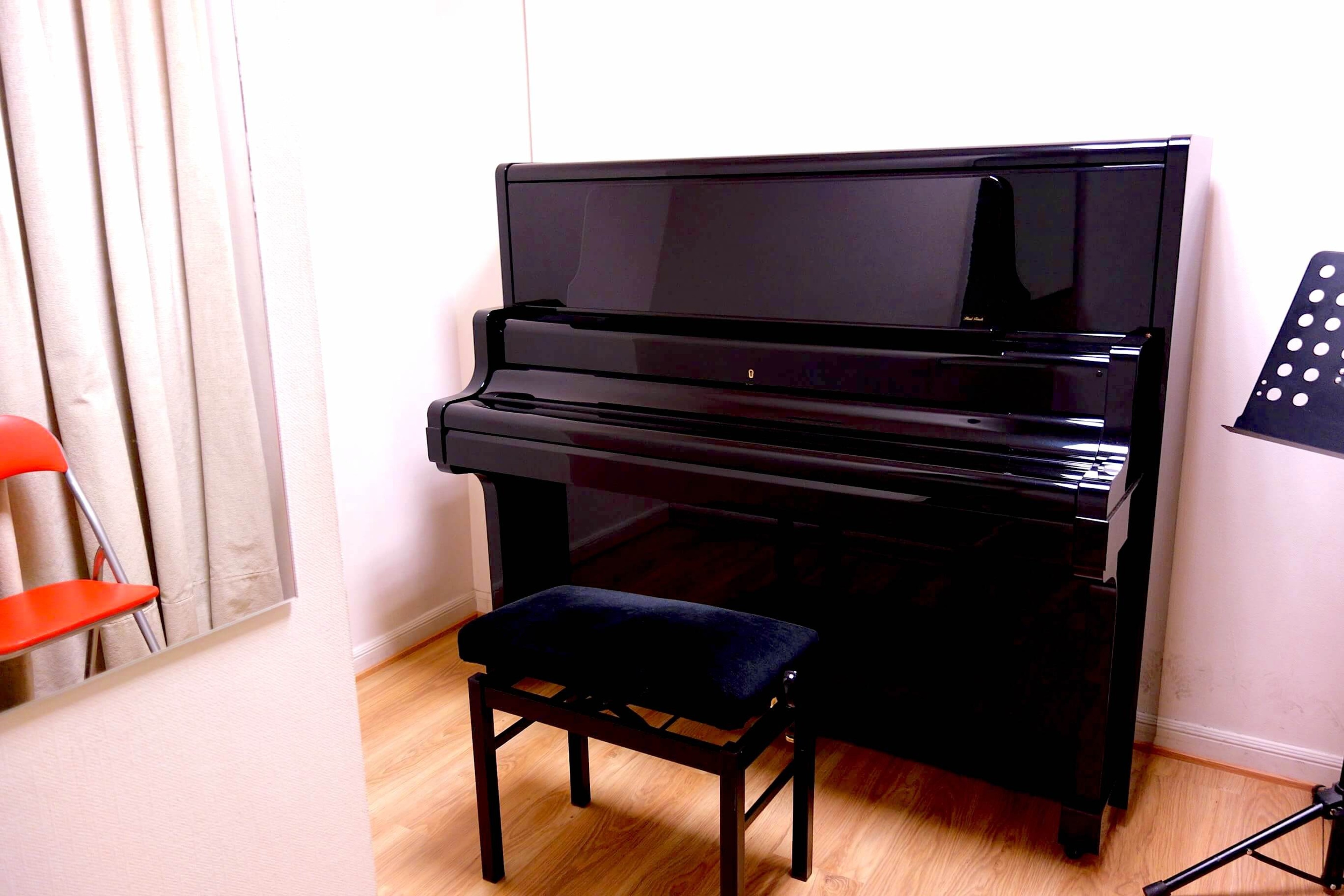 Upright with mirror — photo 3