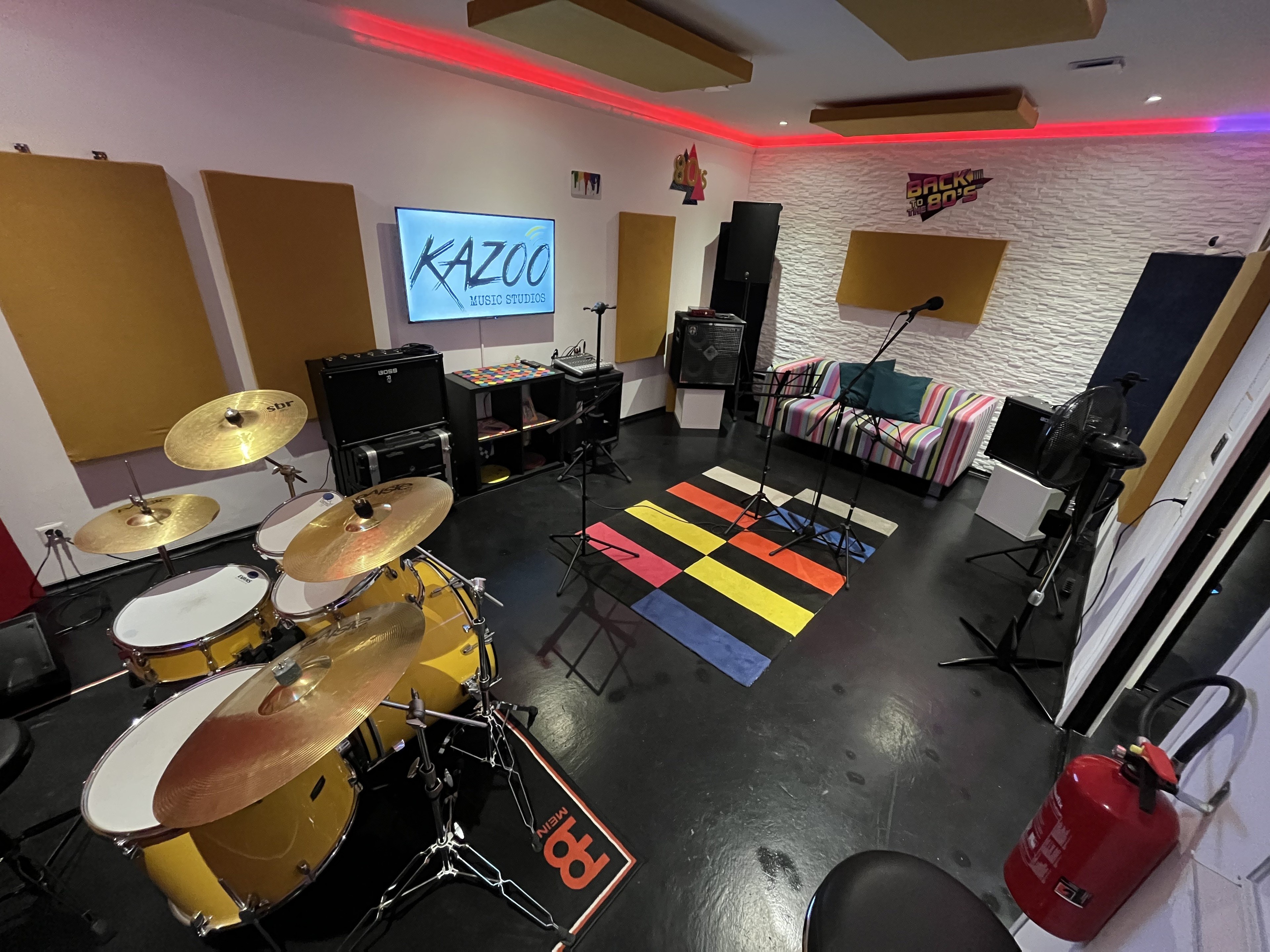 Kazoo Music Studios - Rehearsal Studio "80's"