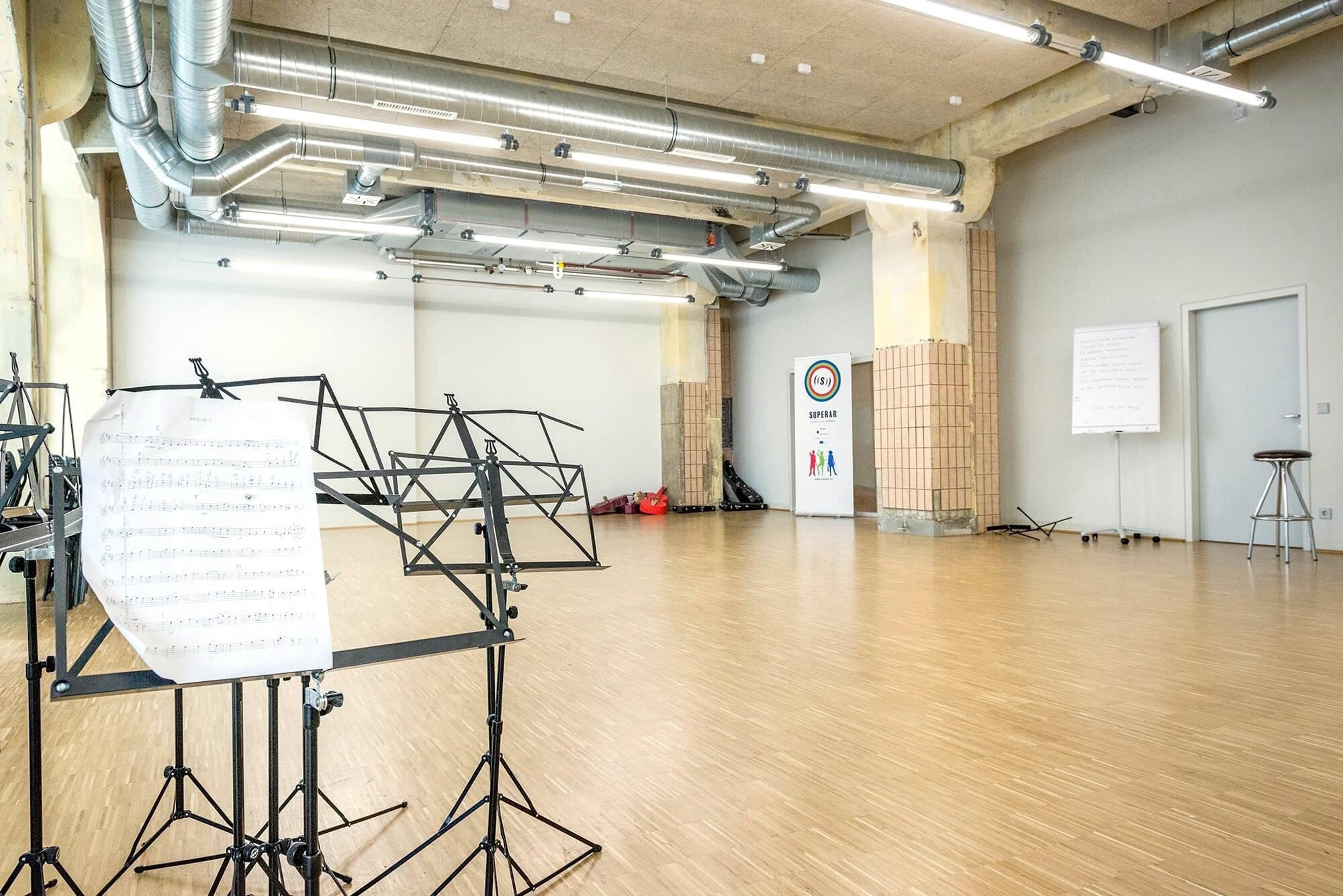 Großer Raum für Orchester