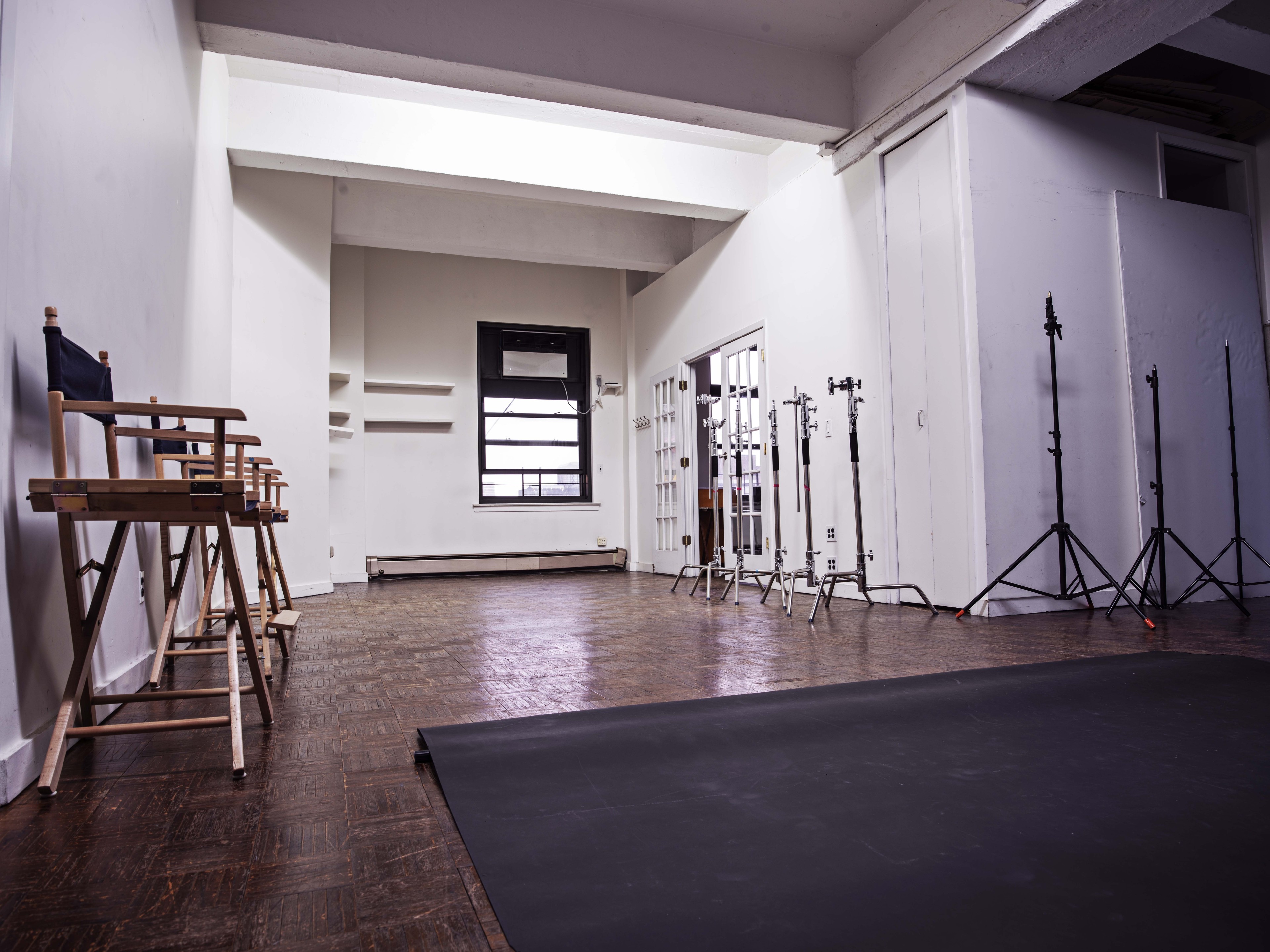 W 42nd Studio — photo 3