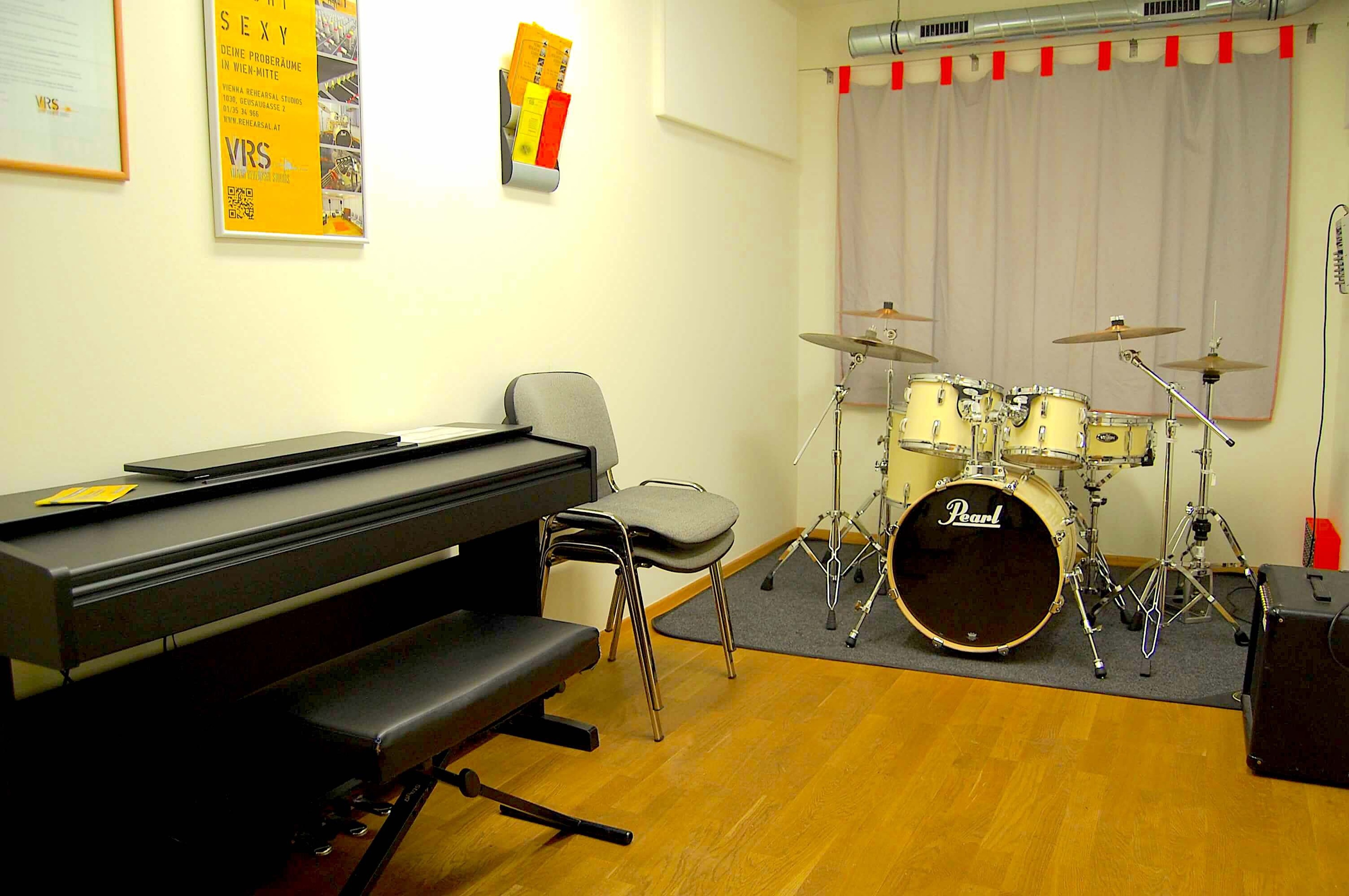 Practise room for 1-4 people