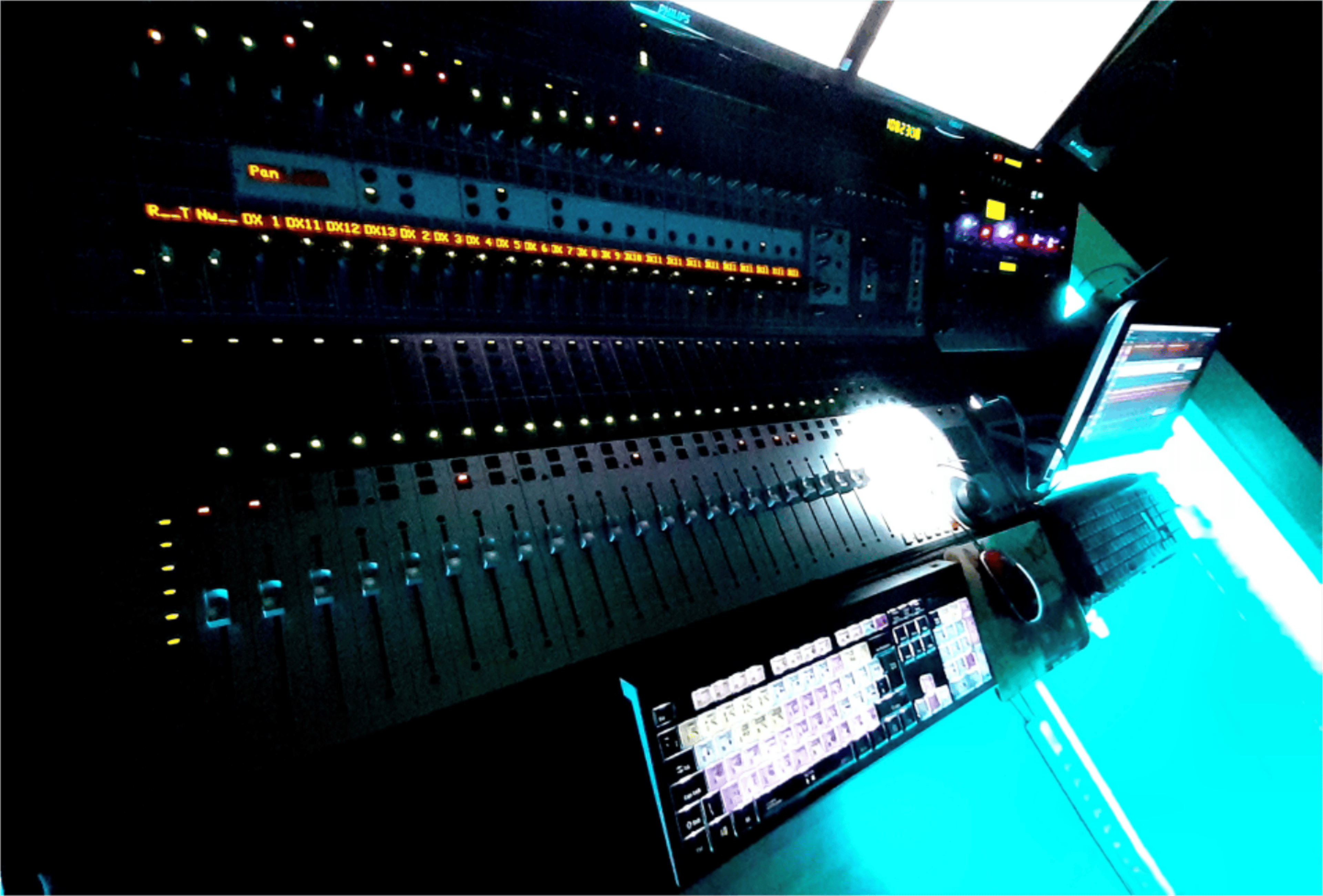 SOUND ROOM AudiøPøst / Recording & Surround Mixing