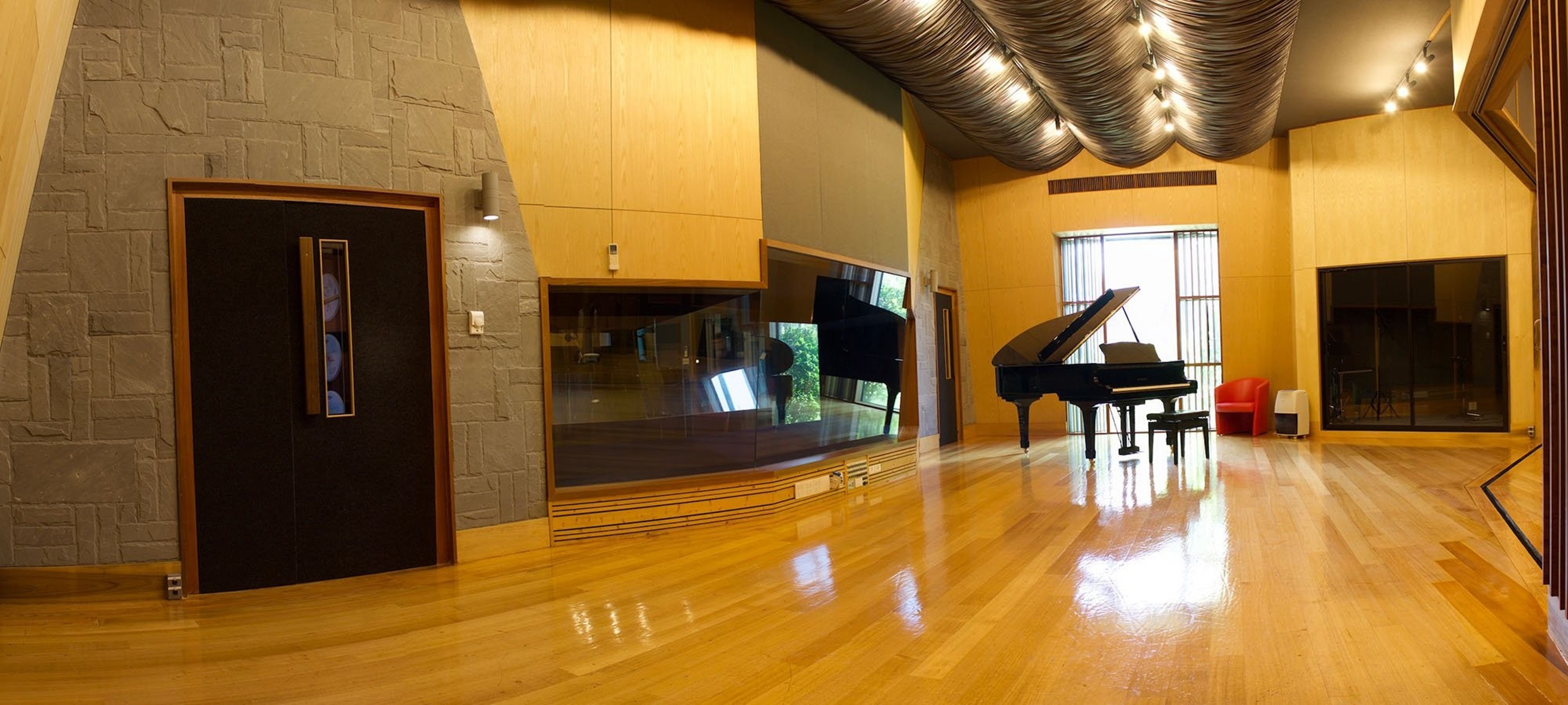 Karma Studios - #1 — 写真3