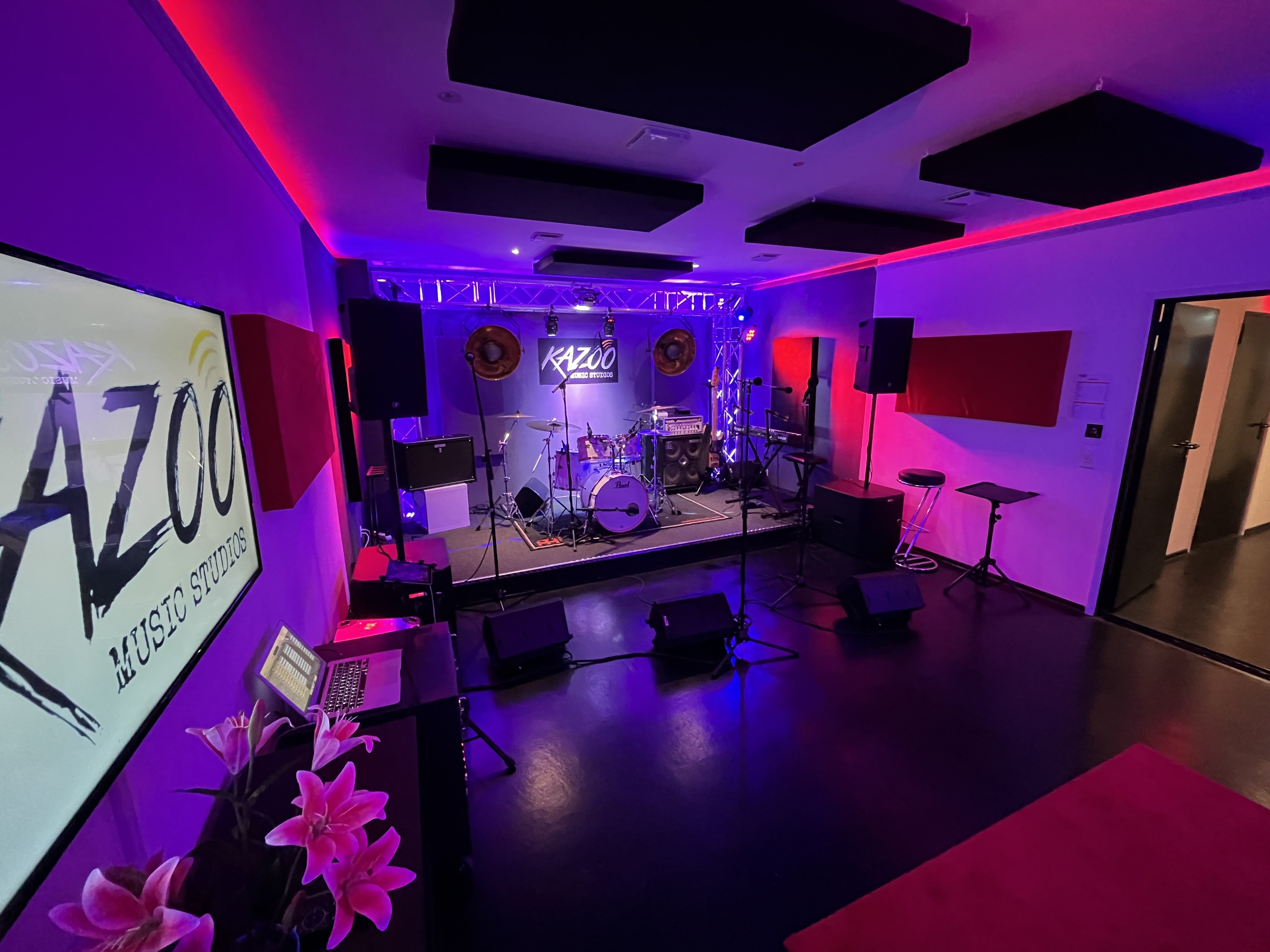 Kazoo Music Studios - Rehearsal Studio "Stage" — photo 5