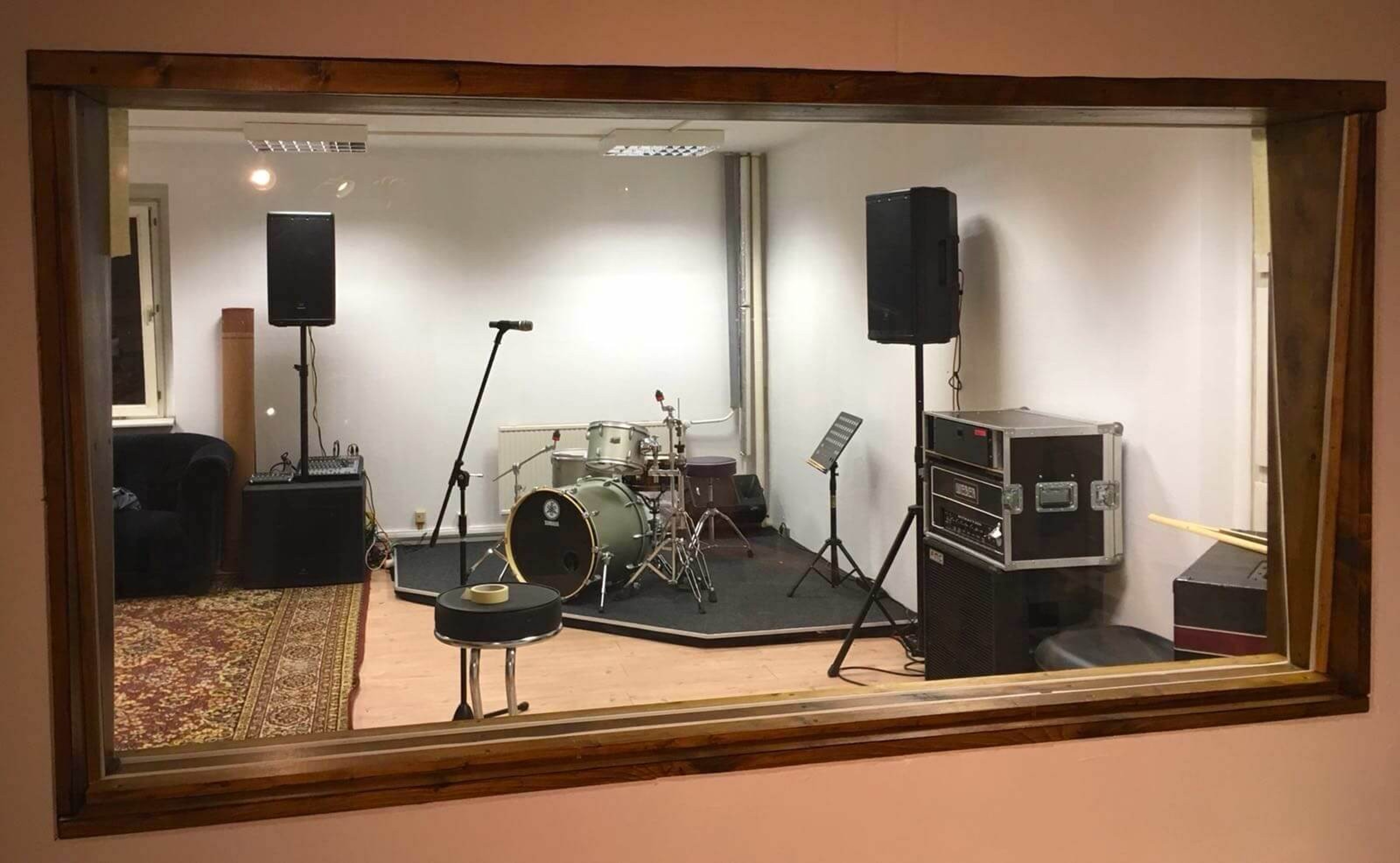Practice room for Bands - Room 2