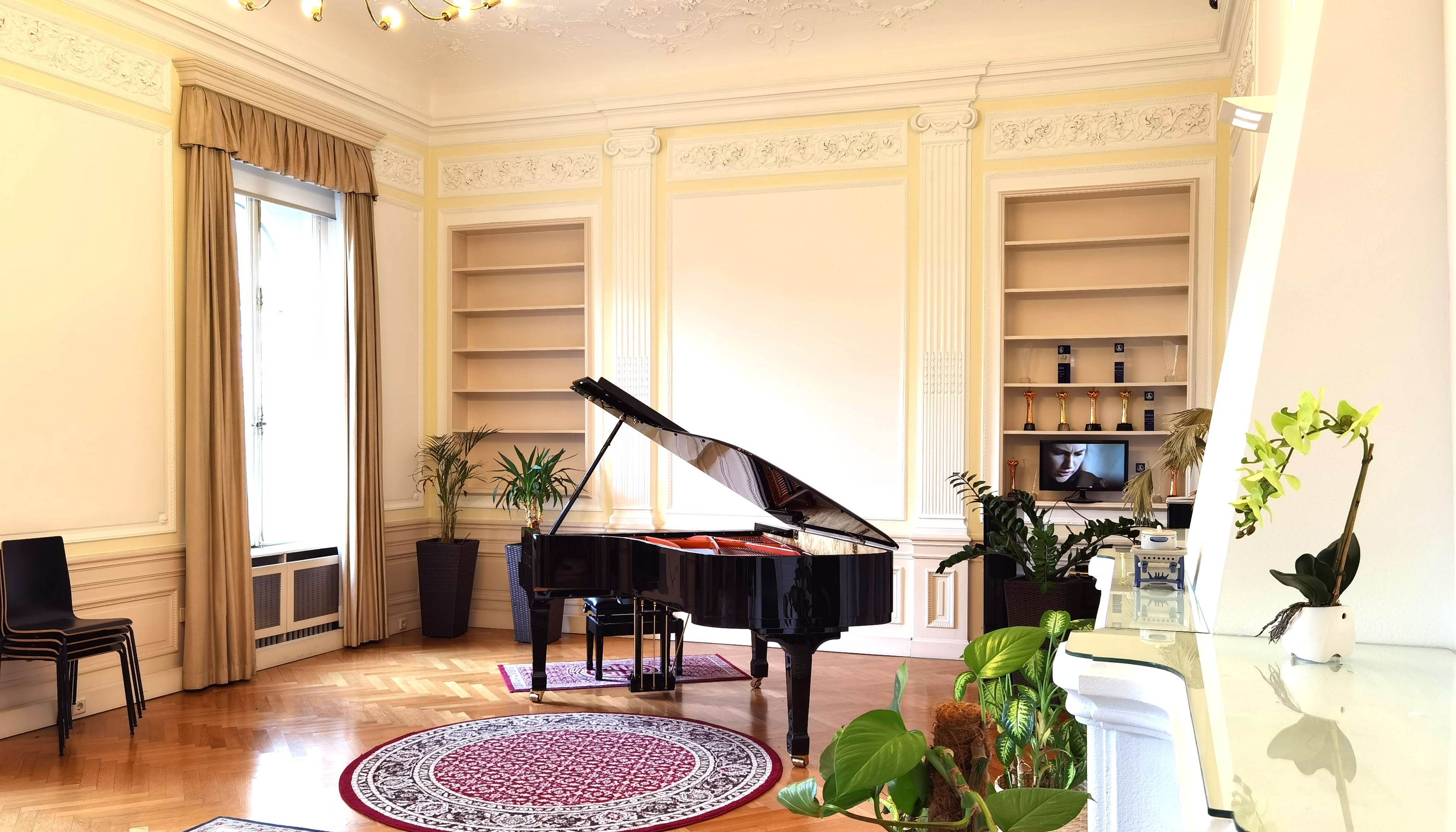 Jaquin Hall — 写真2