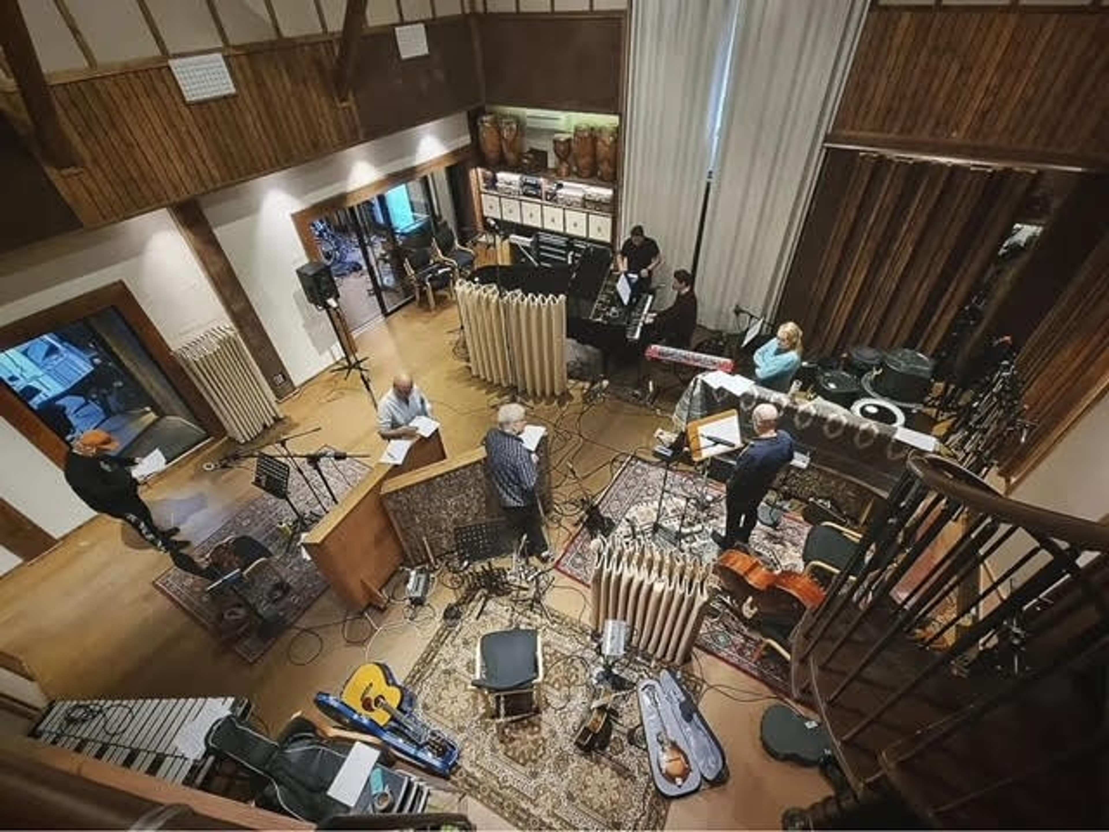 E-Studio — 写真4