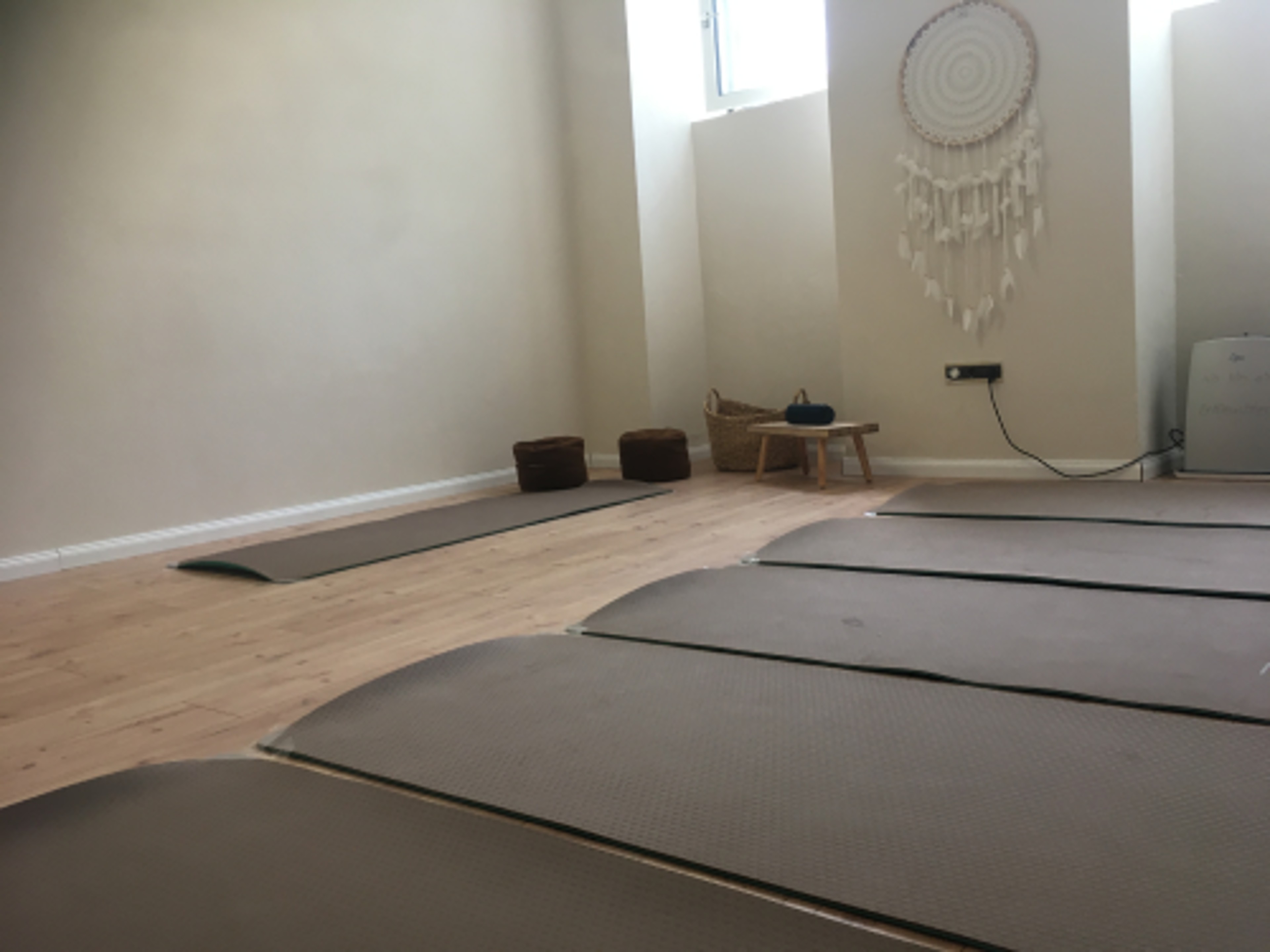 Small, newly renovated studio to make music — 写真4