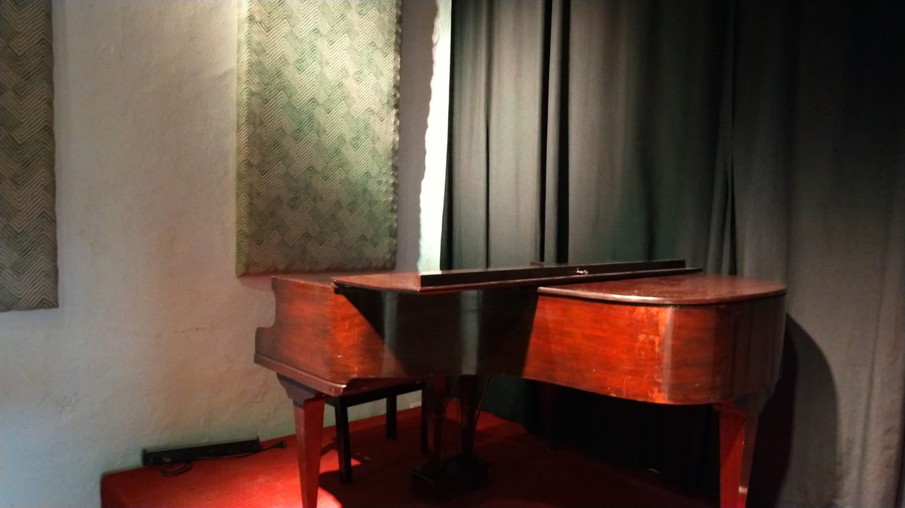 Practice room with Grand Piano in Jerez City Center
