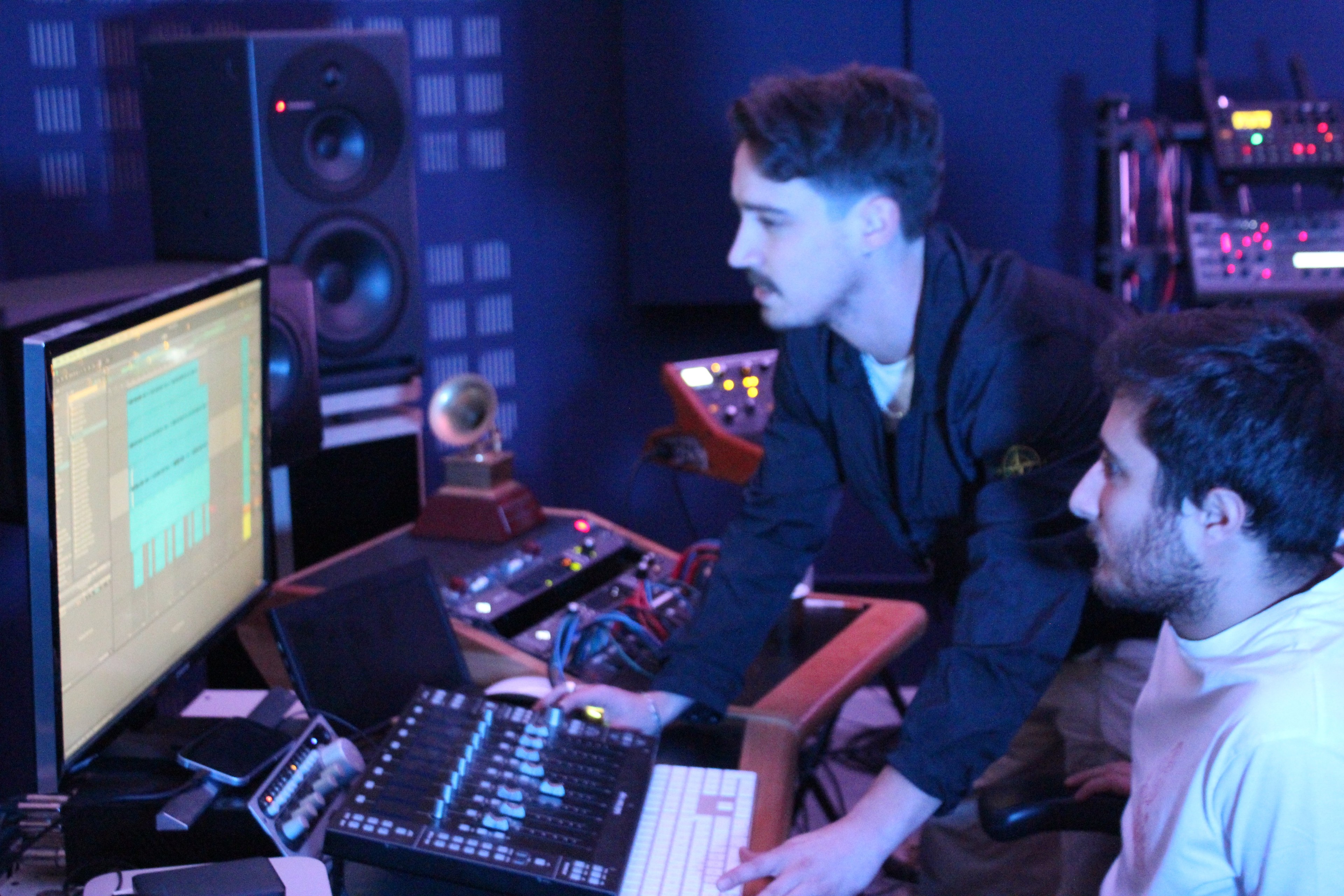 More Music Lab – Studio di registrazione, produzione musicale e hub creativo — foto 4