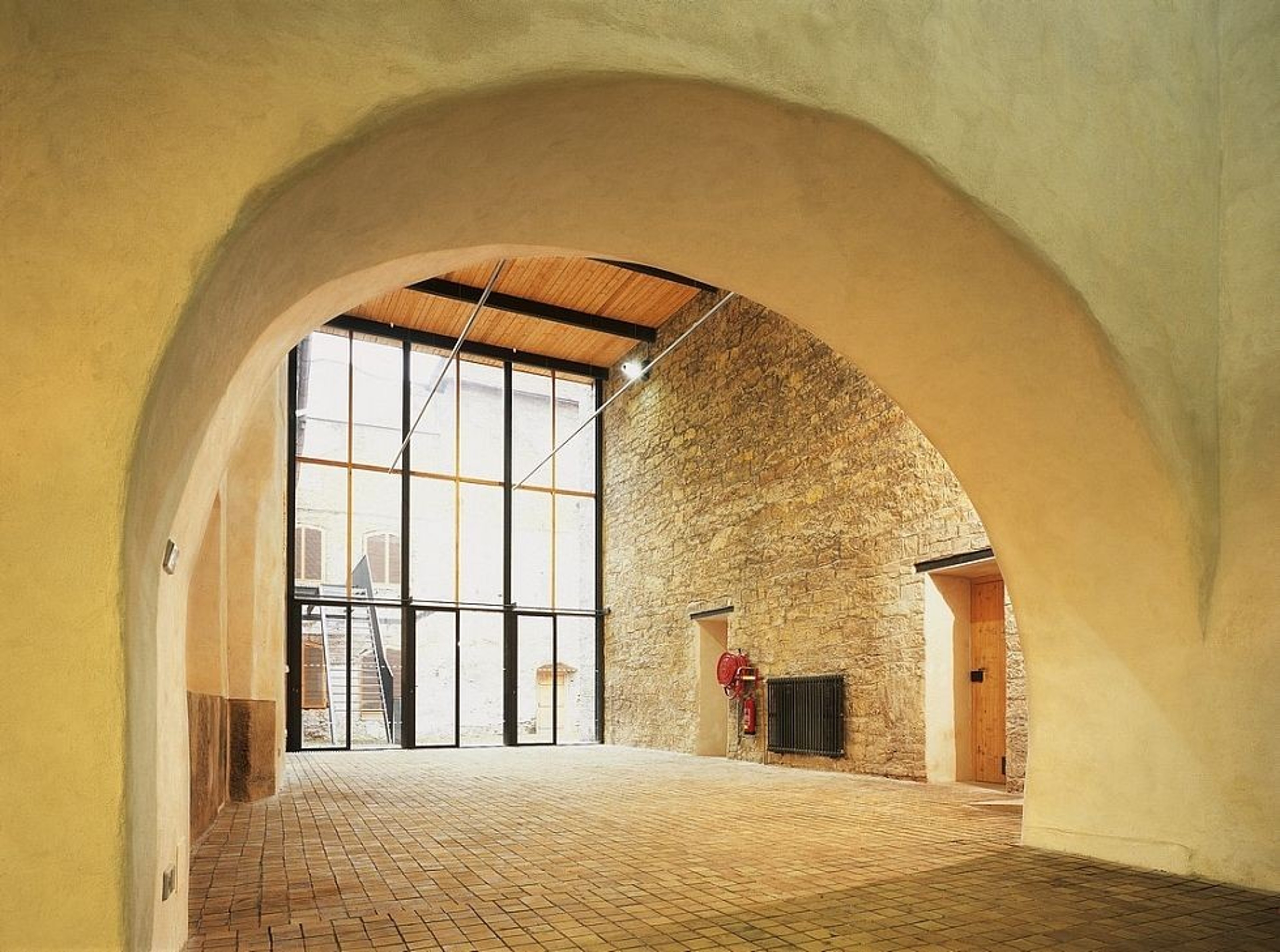 Seminar Hall - Castle Hill — photo 5