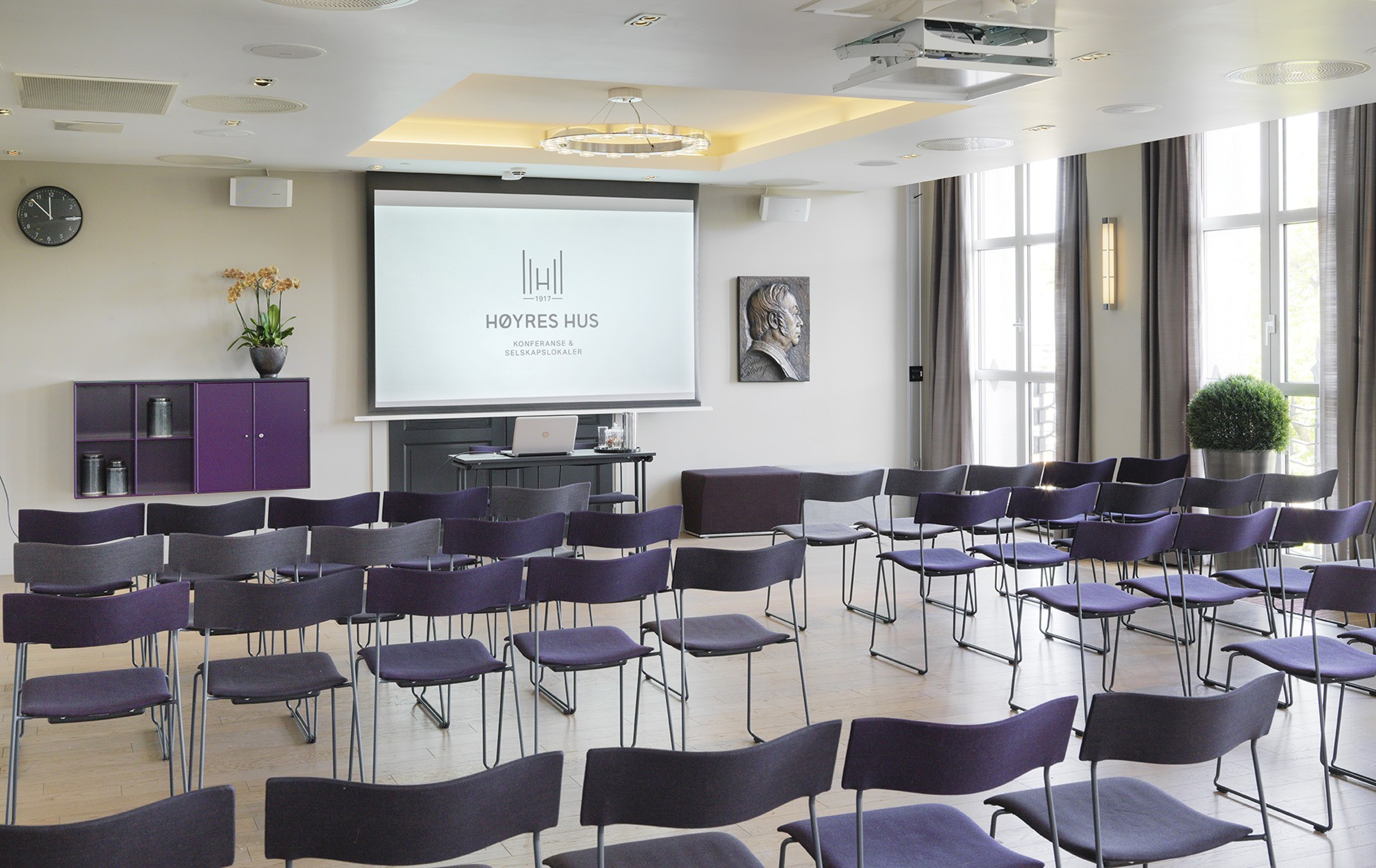 Studenterlunden - Room Full of Natural Lights — 写真2