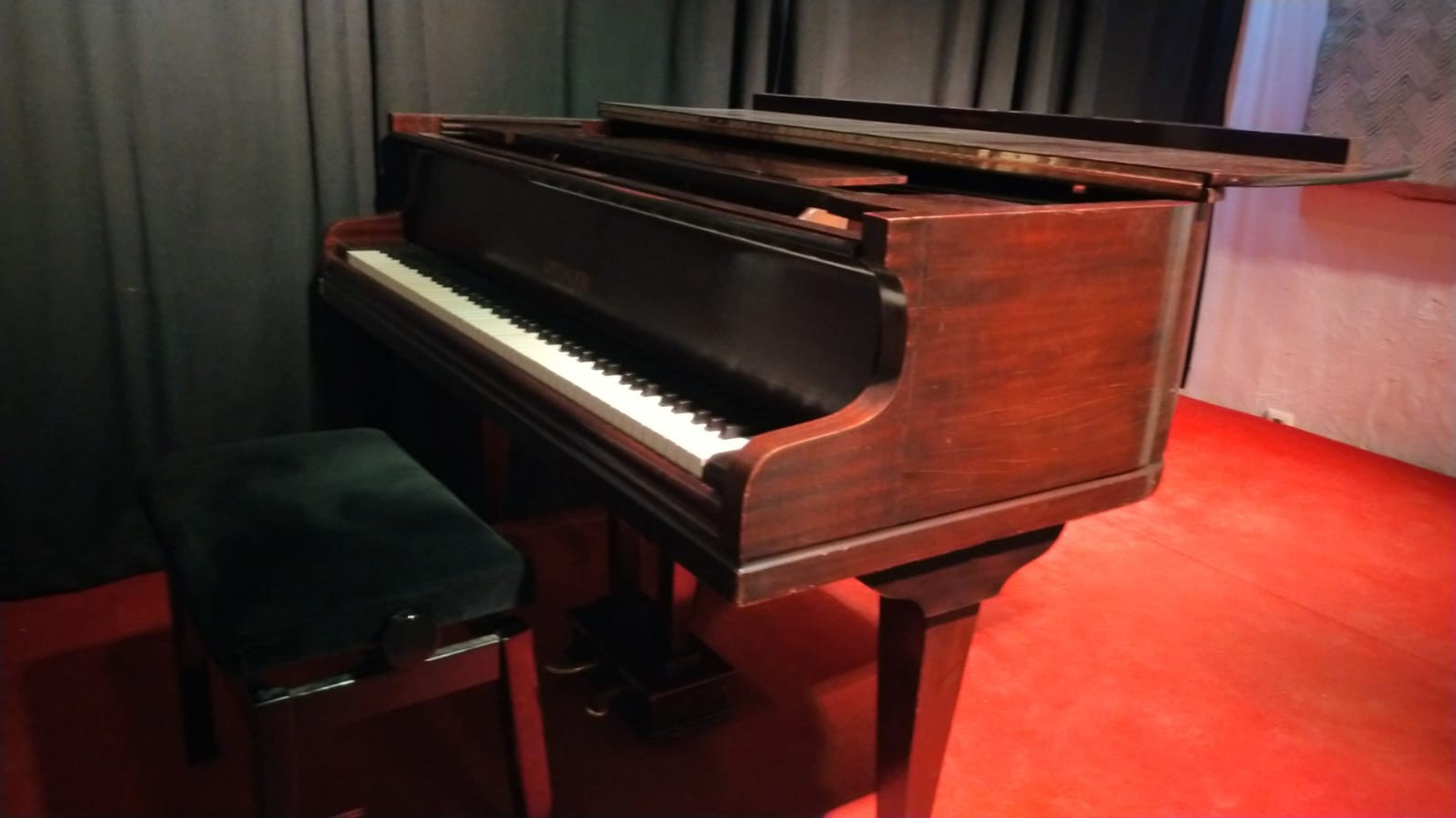 Practice room with Grand Piano in Jerez City Center — photo 2