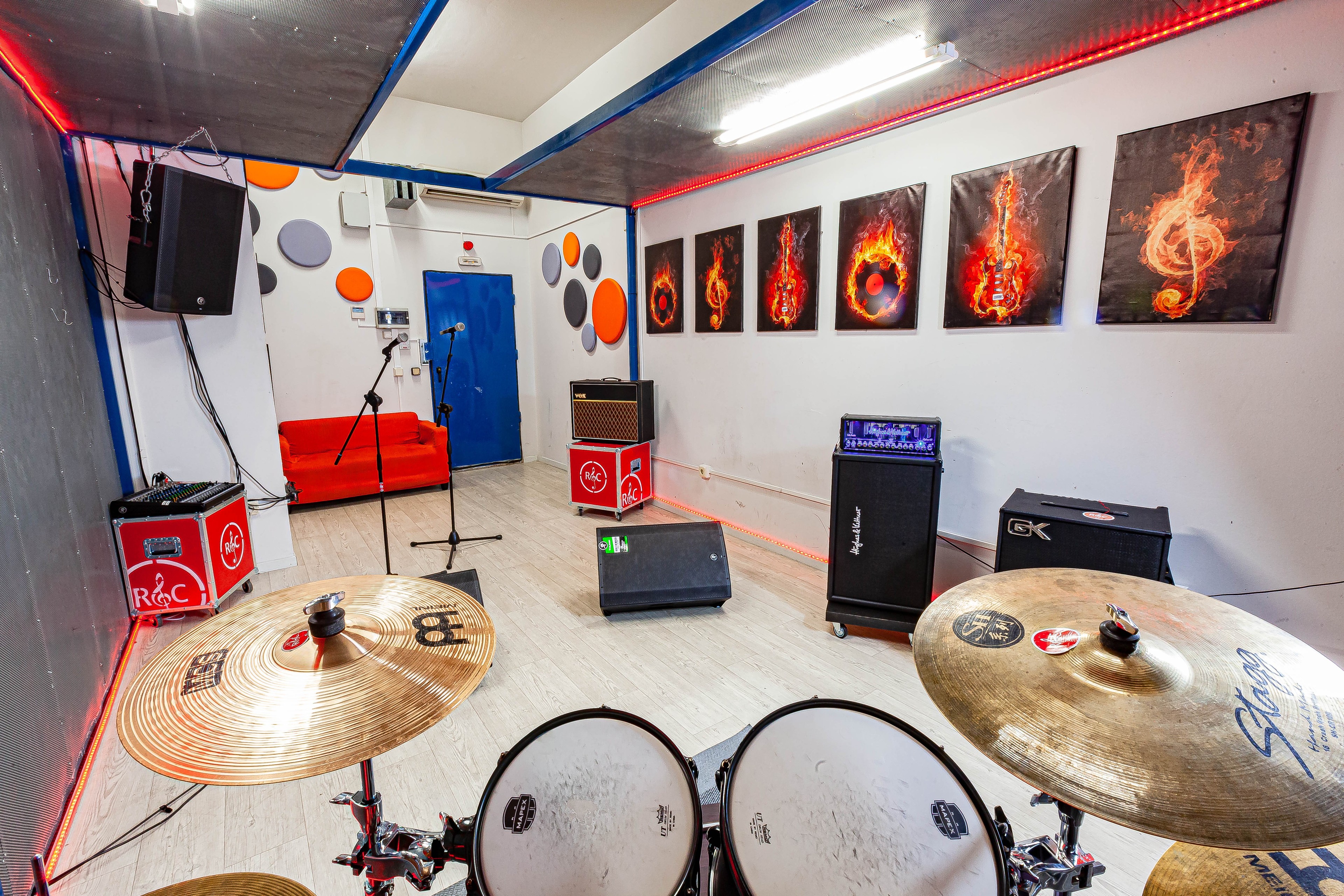 Ritmo y Compás Sala 33 — 写真2
