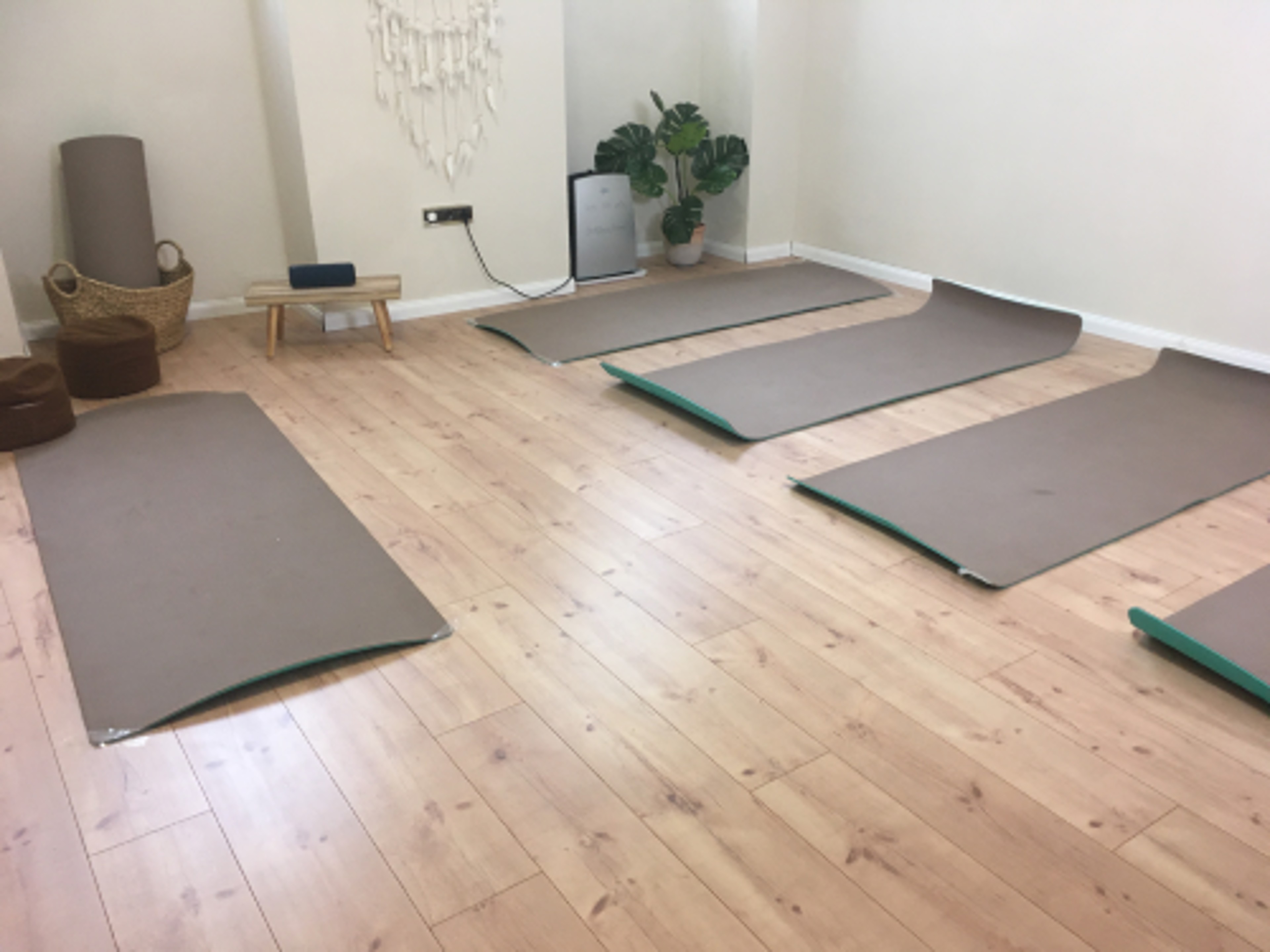 Small, newly renovated studio to make music — 写真2