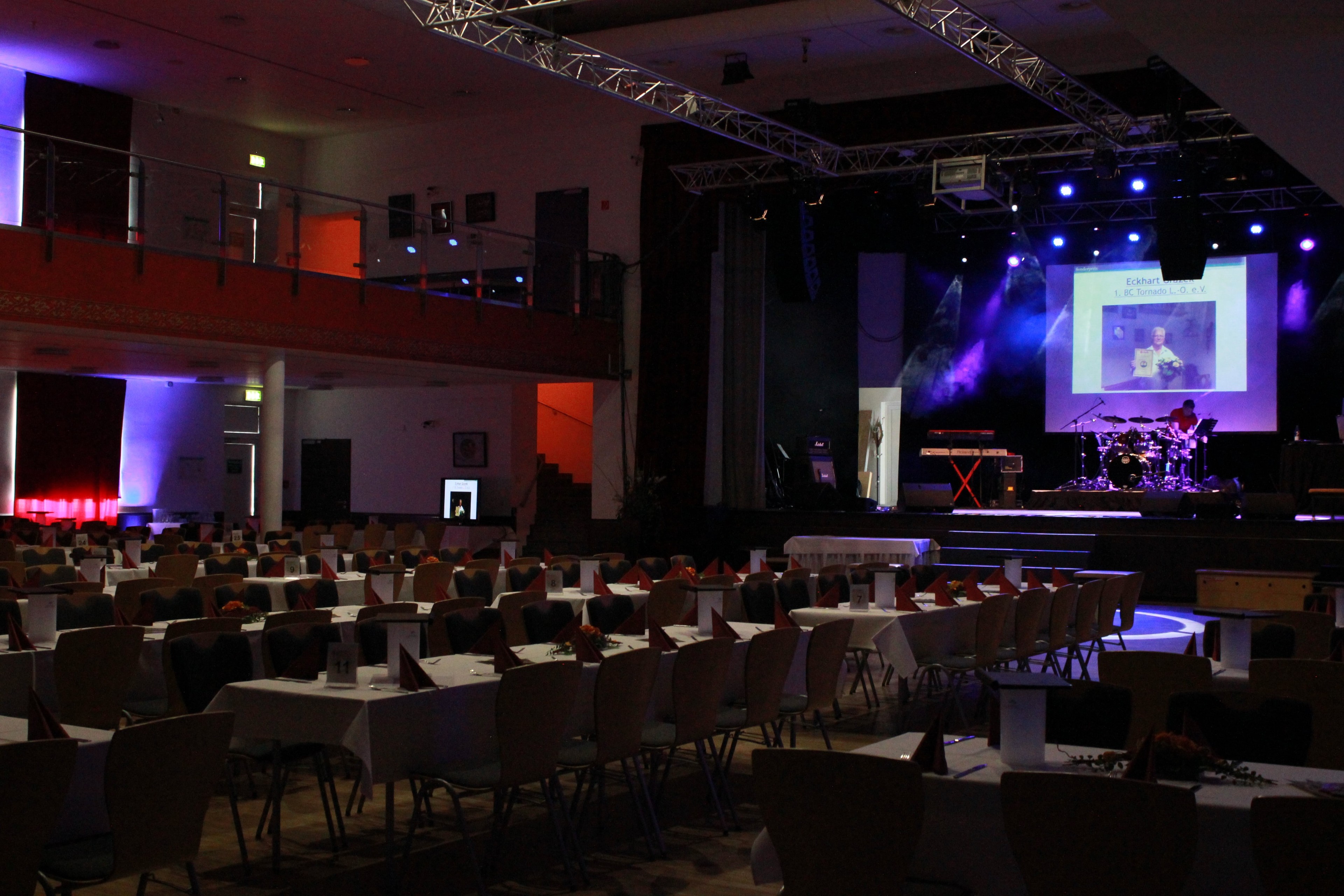 Large Hall — photo 2