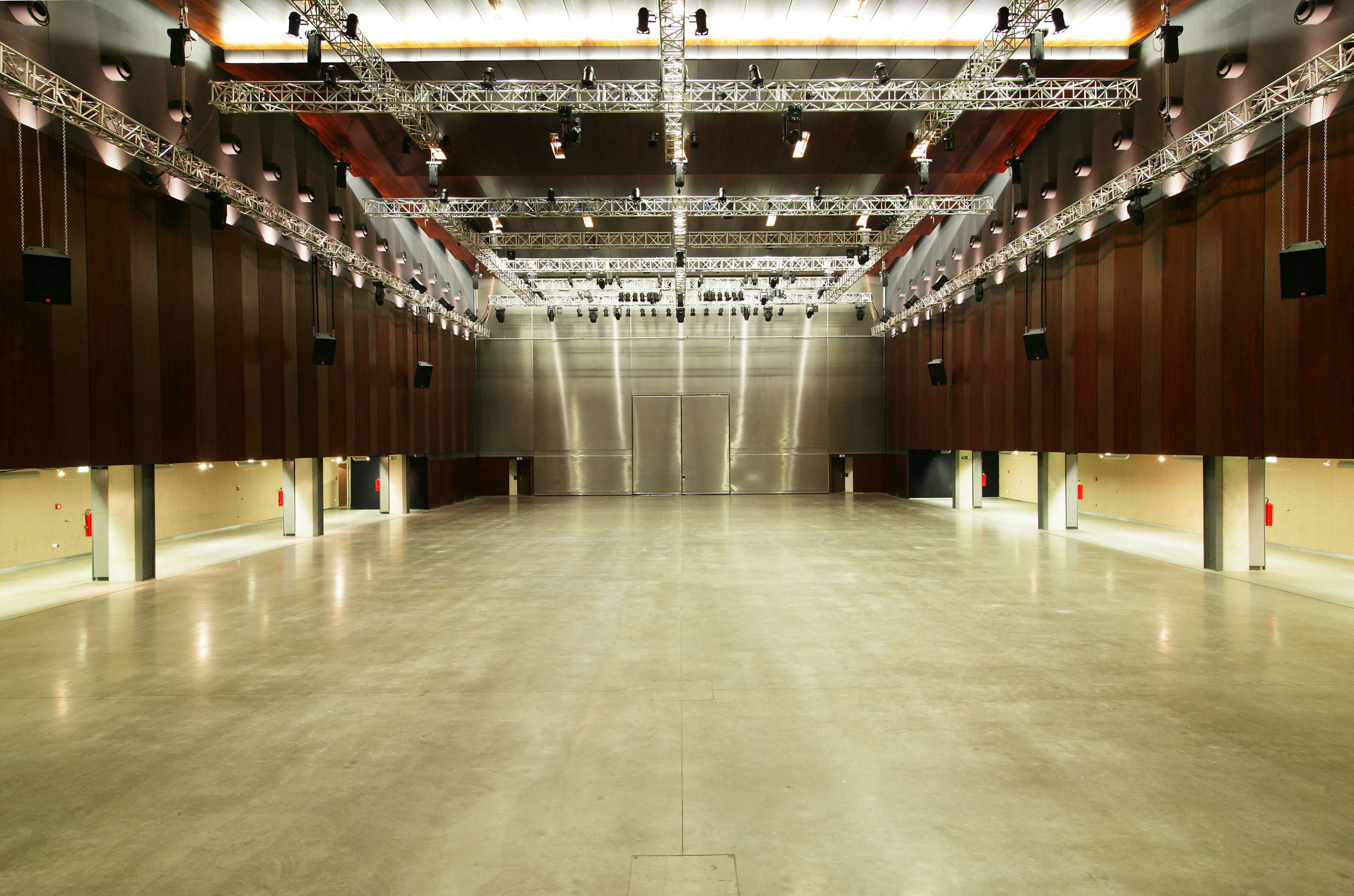 Helmut List Halle — 写真4