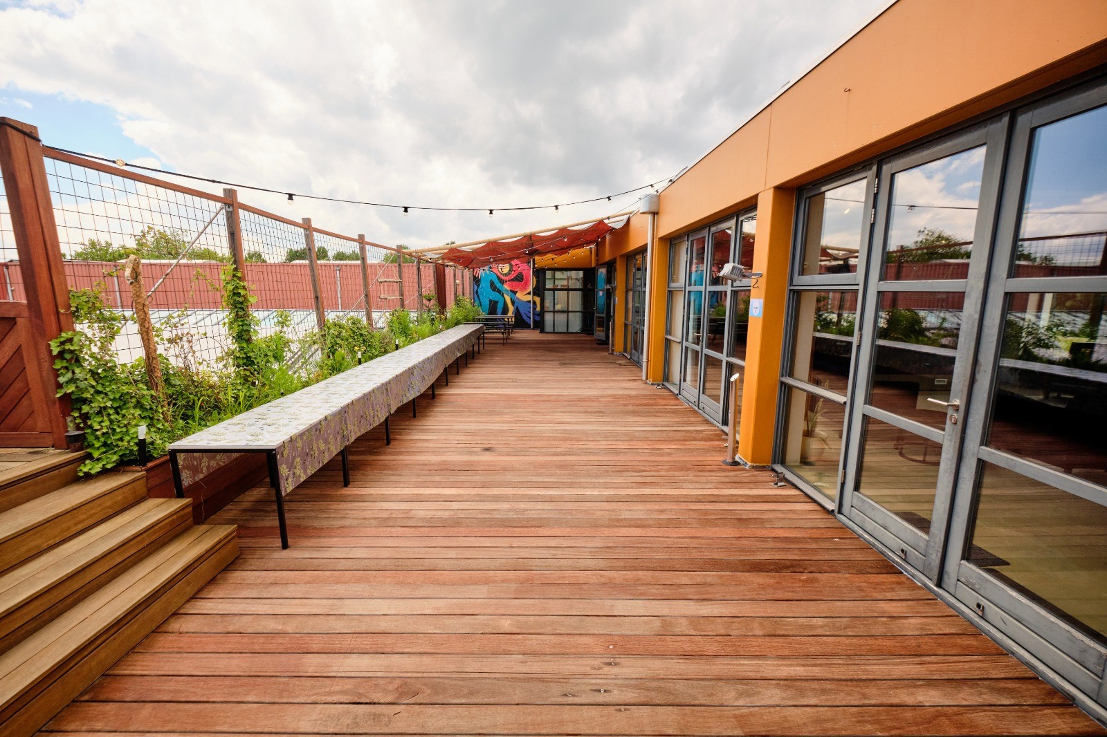 Recording & Rehearsal Studio With A Huge Terrace — 写真2