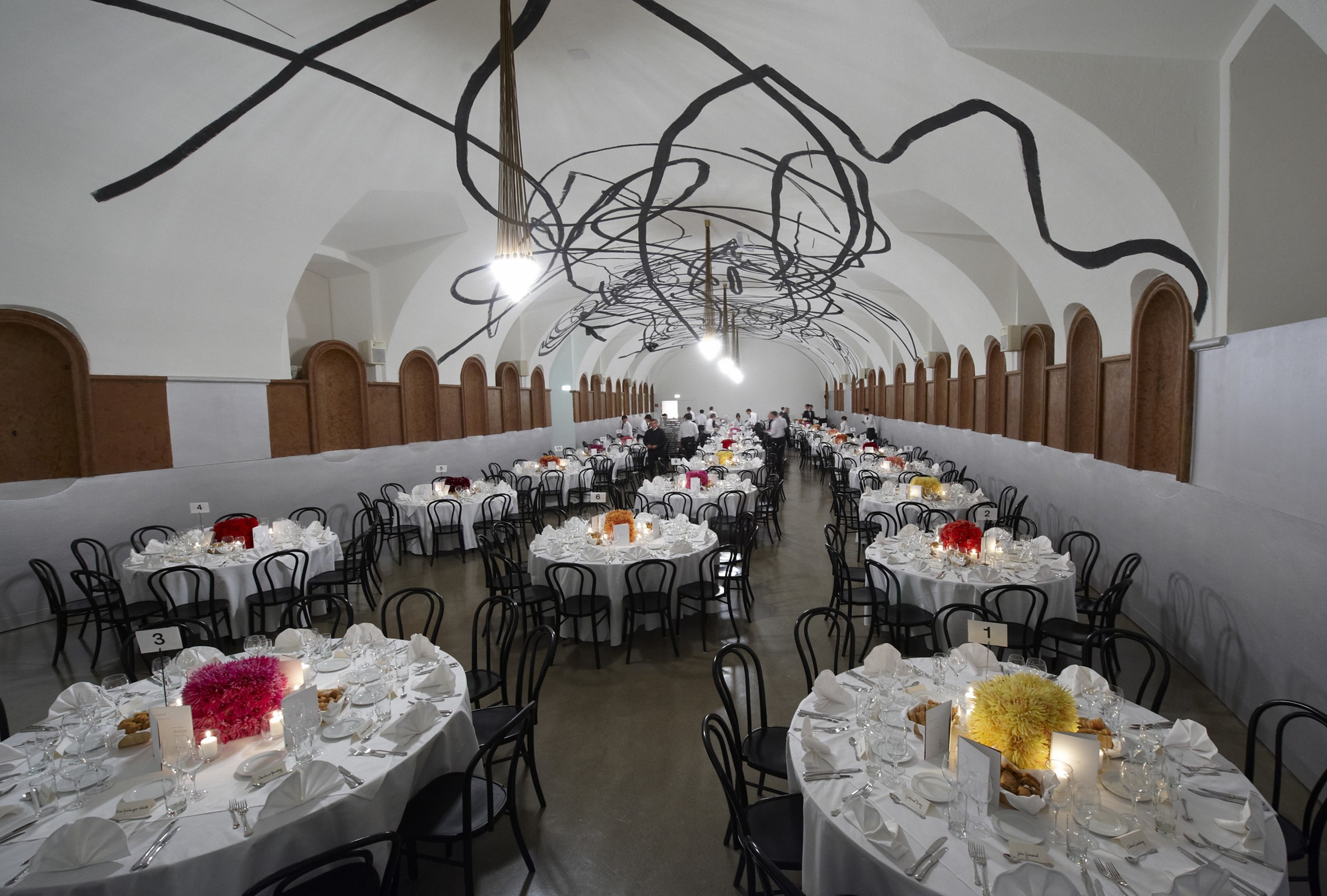 Great Hall at Mumok-Hofstallung — 写真5